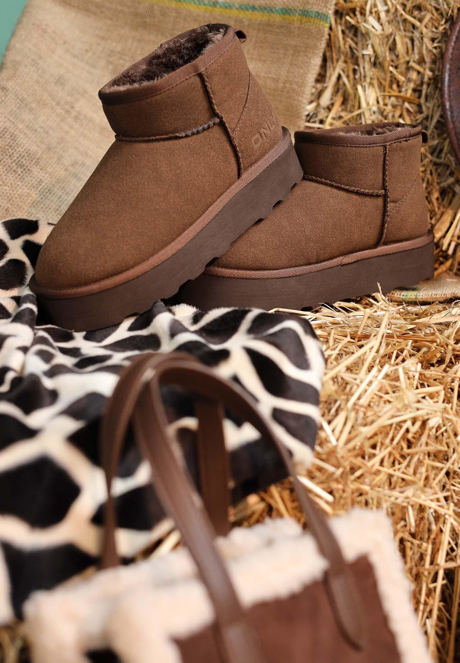 ONLY Stivali bassi marroni da donna 15330022 Chestnut ONLY