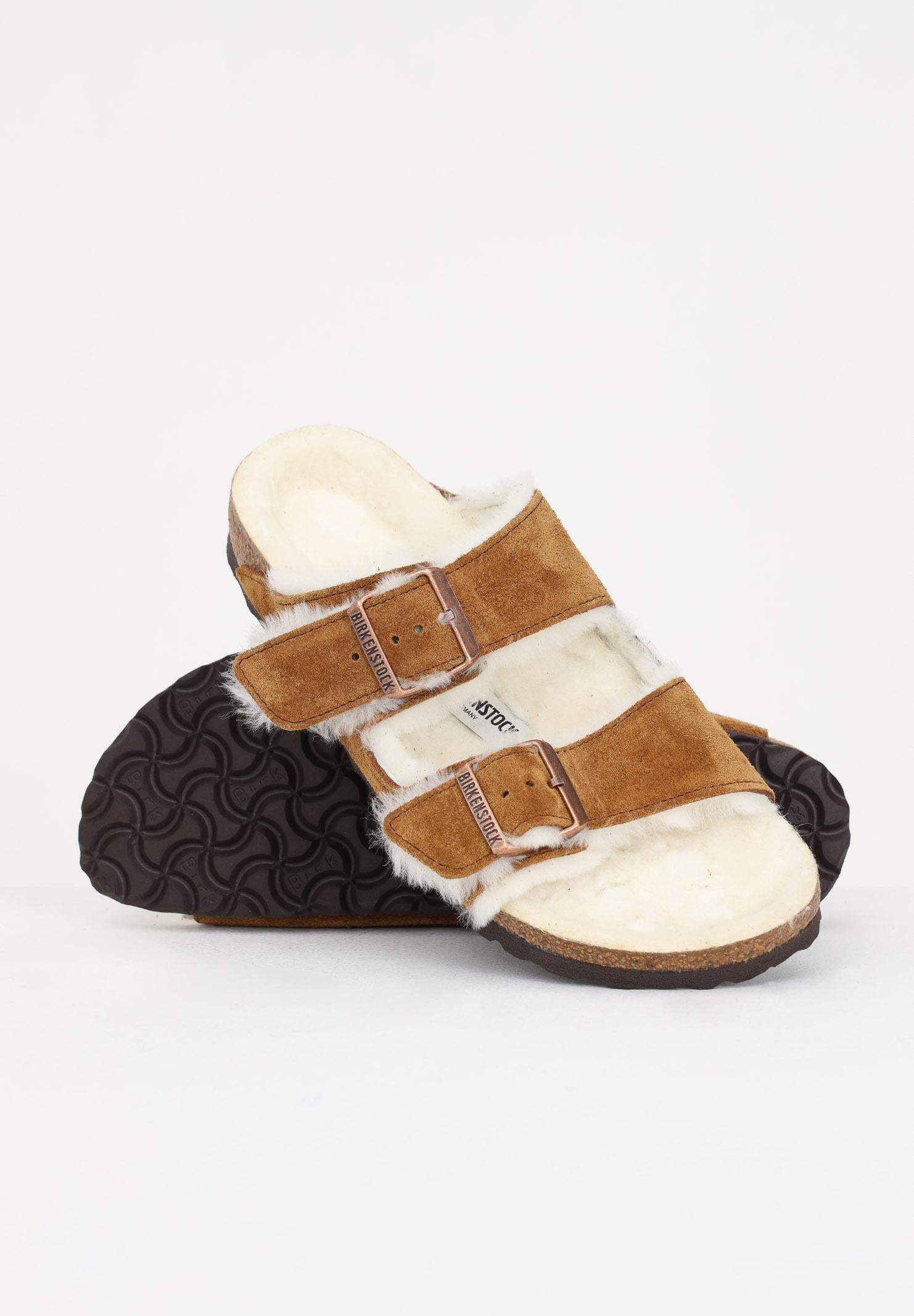Ciabatte Arizona pelliccia di agnello beige per uomo e donna 1001135 . BIRKENSTOCK