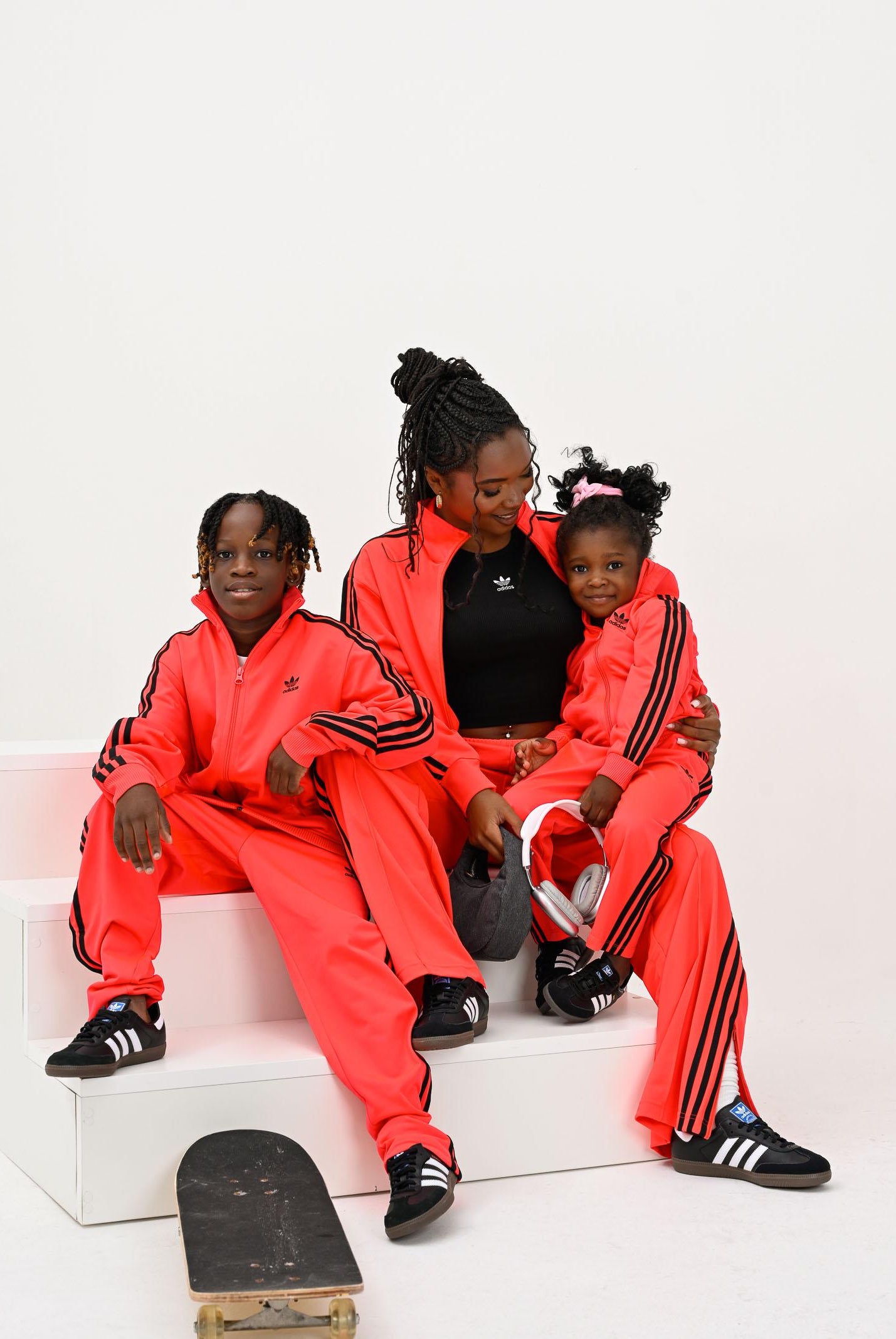 ADIDAS ORIGINALS Pantalone sportivo Adicolor Classic Firebird Loose rosso fluo da donna JW1227 ADIDAS ORIGINALS