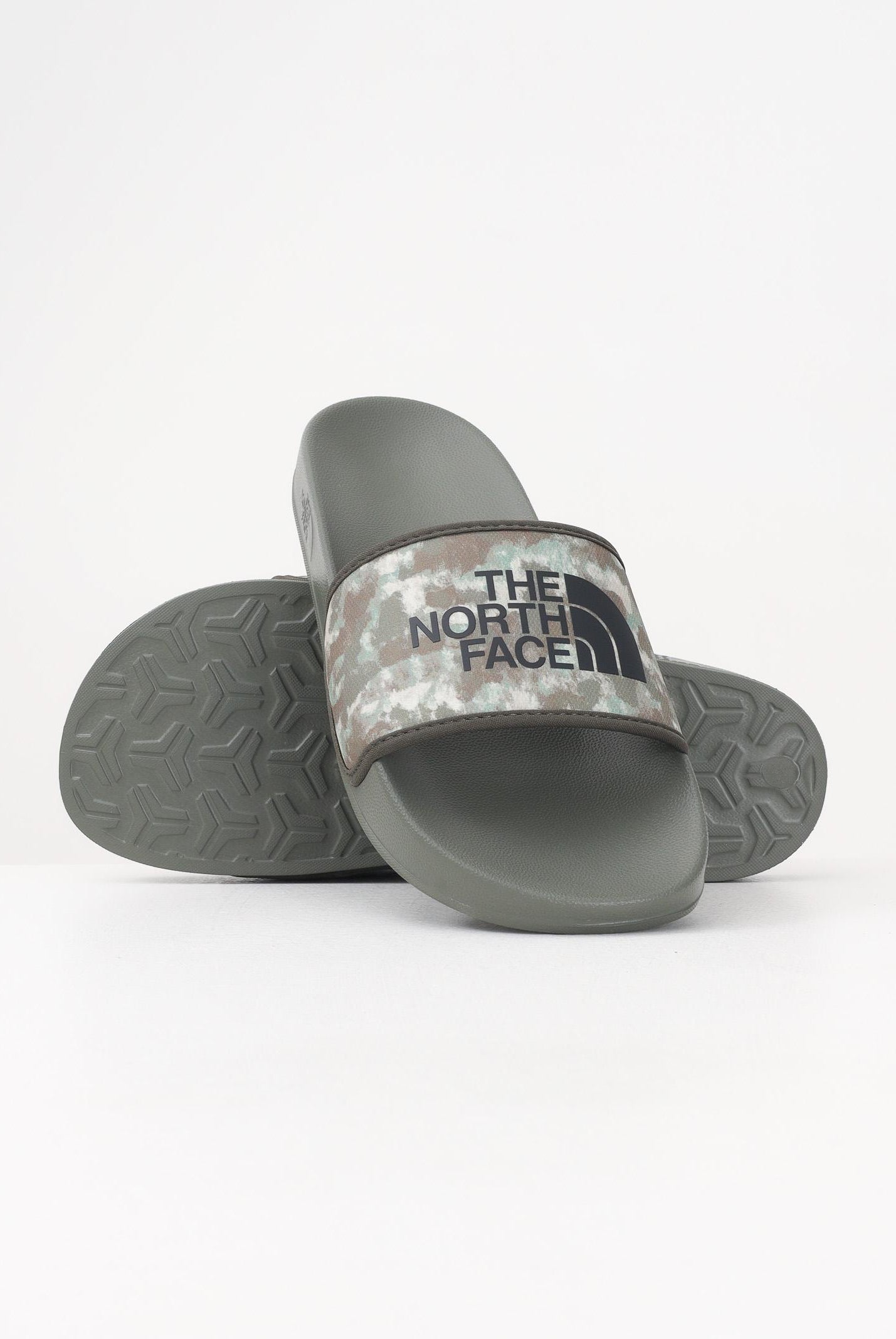 THE NORTH FACE Ciabatte Base Camp Slides III verde mimetico da uomo NF0A4T2RIYL1 . THE NORTH FACE