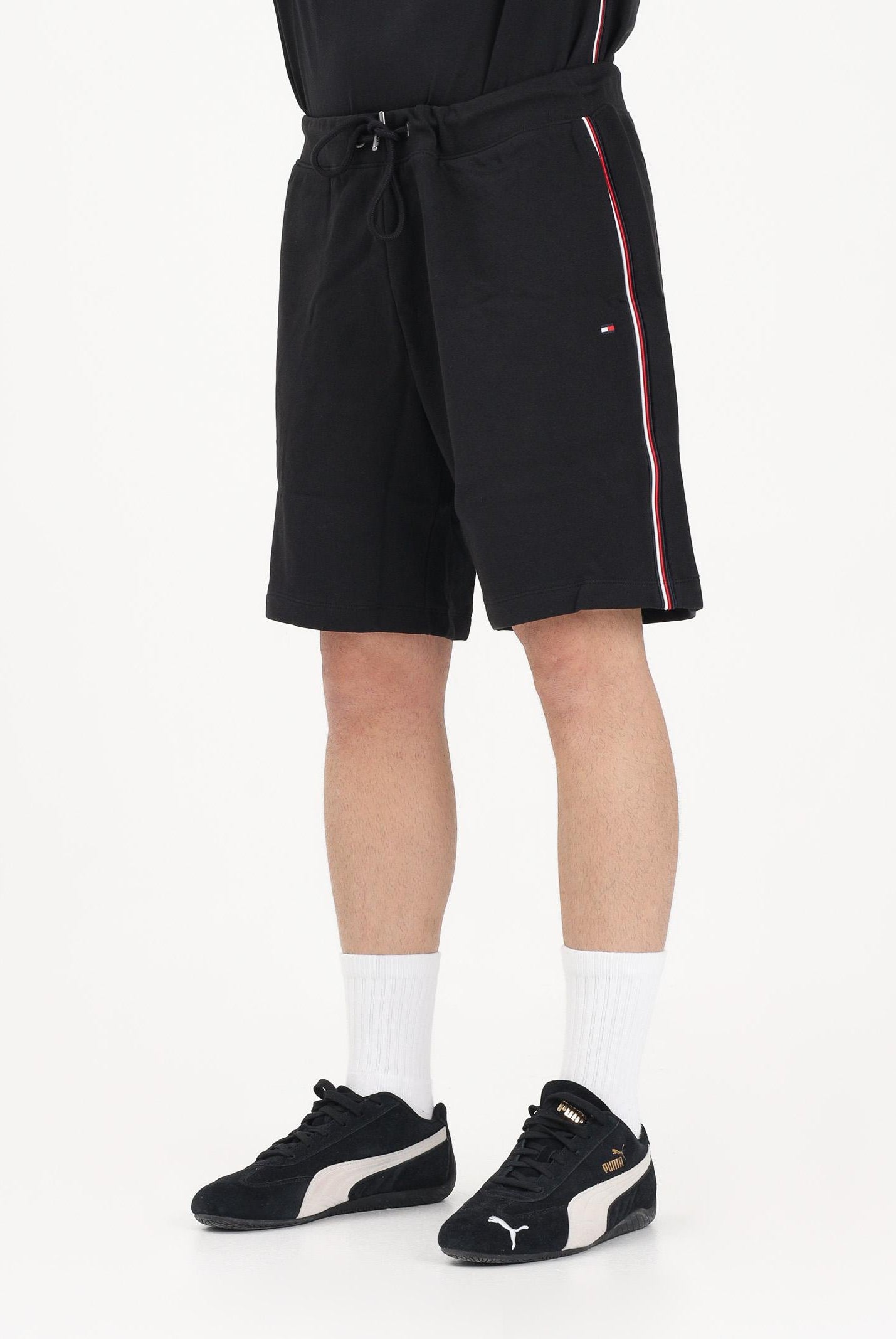 TOMMY HILFIGER Shorts sportivo nero da uomo con banda laterale logata MW0MW42883 BDS TOMMY HILFIGER
