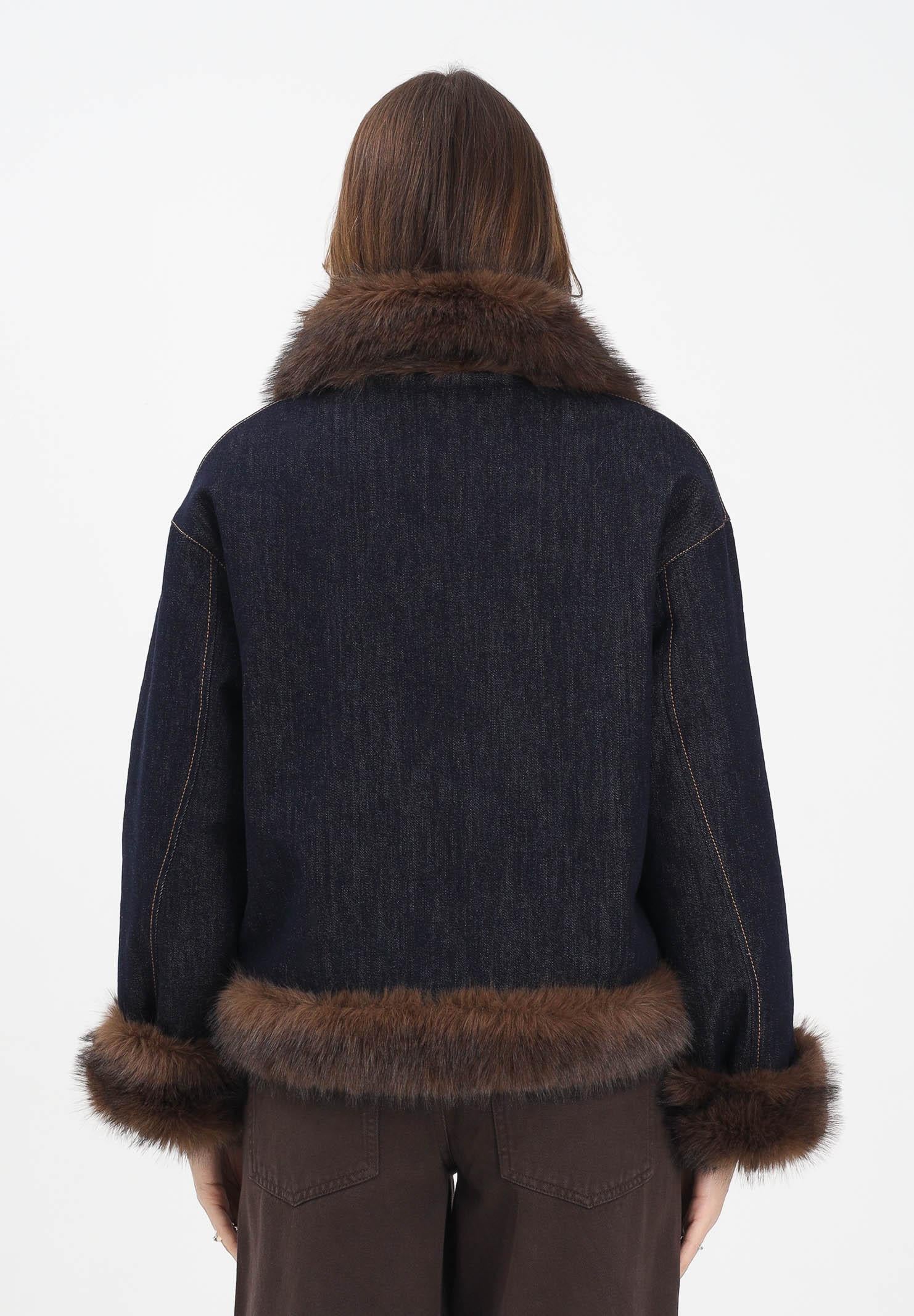 VICOLO Giubbotto in denim blu da donna con dettagli in pelliccia TF0079 VU VICOLO