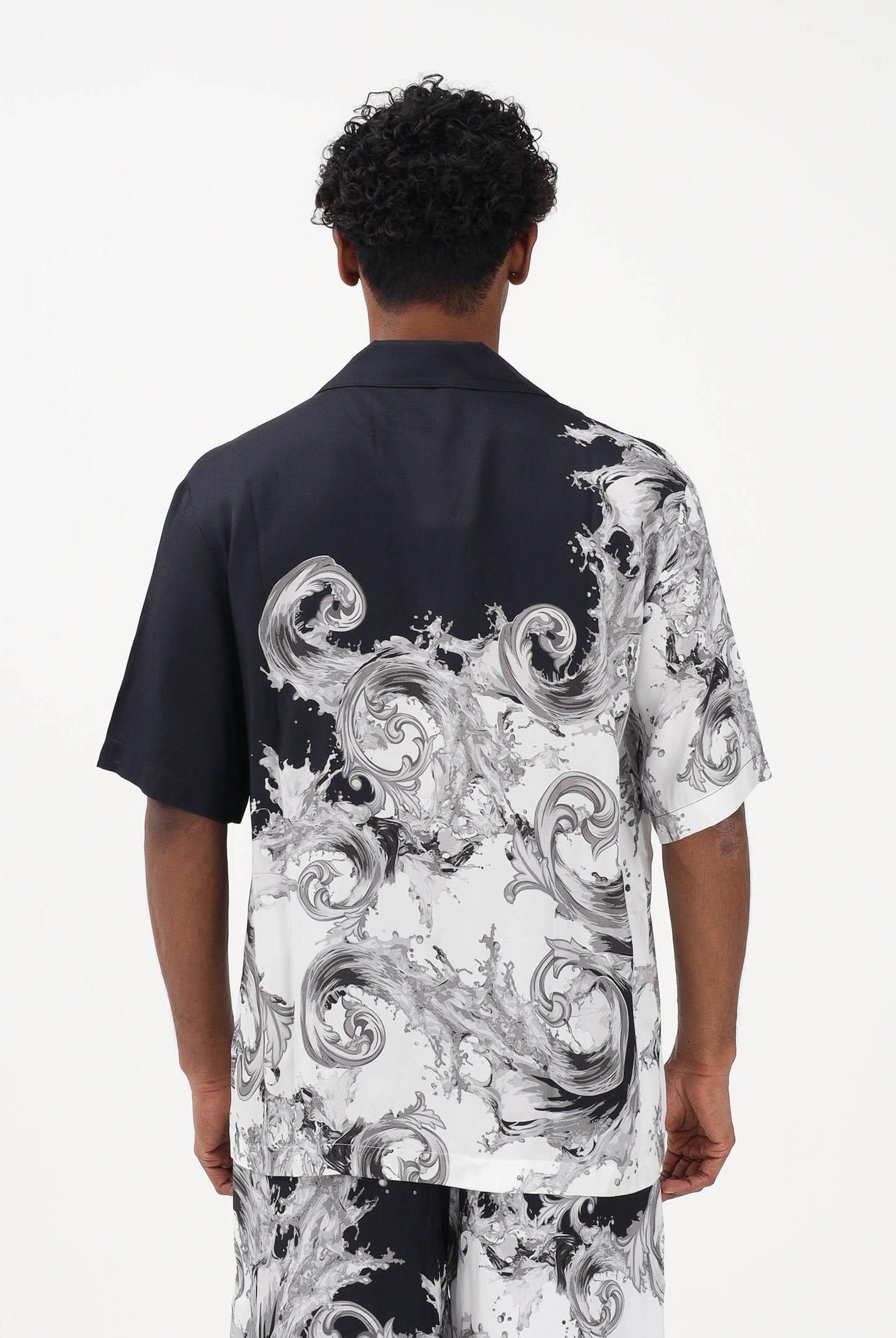 VERSACE JEANS COUTURE Camicia a manica corta nera da uomo con stampa "Wave Couture" 80GAL2BBNS786 V22 VERSACE JEANS COUTURE