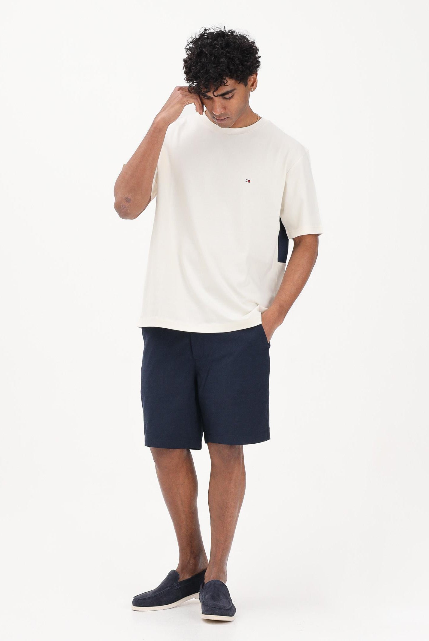 TOMMY HILFIGER T-shirt a manica corta panna da uomo con maxi stampa flag MW0MW42382 Z00 TOMMY HILFIGER