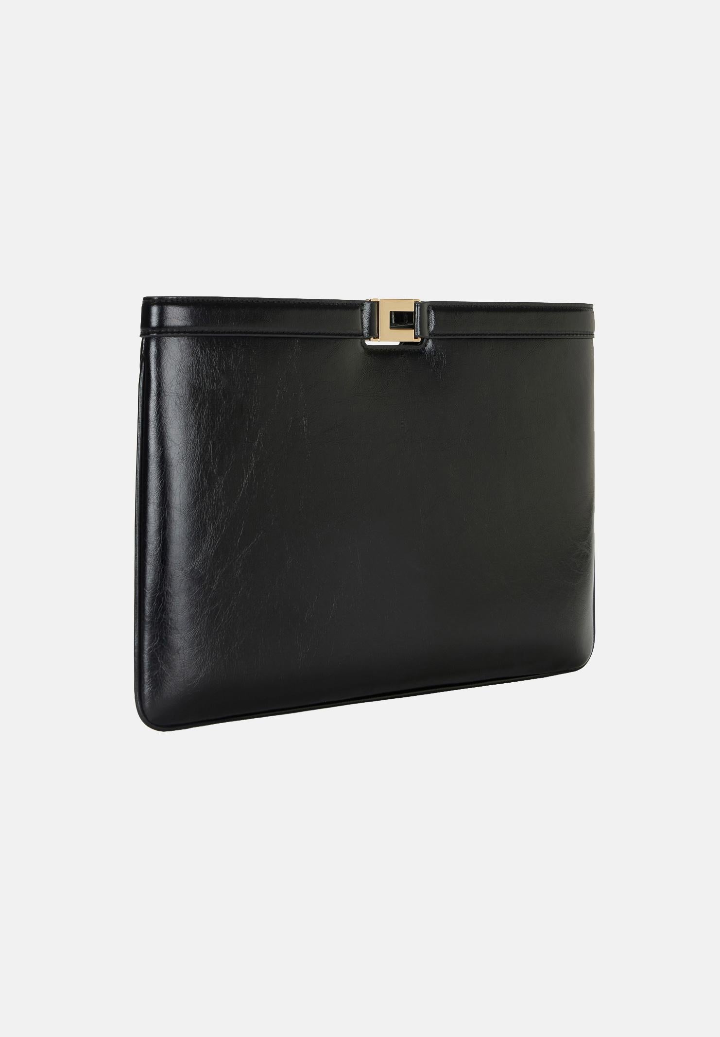ELISABETTA FRANCHI Pochette nera da donna effetto naplak BS18A61E2 110 ELISABETTA FRANCHI