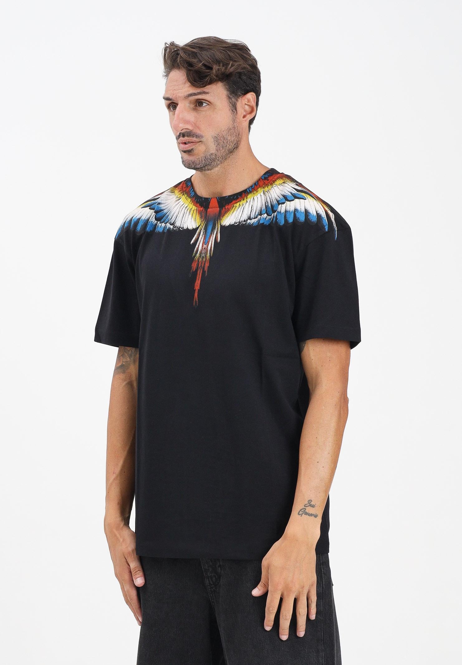MARCELO BURLON COUNTY OF MILAN T-shirt a manica corta nera da uomo caratterizzata dalla stampa di grandi ali F5CAMATH023 110 MARCELO BURLON COUNTY OF MILAN