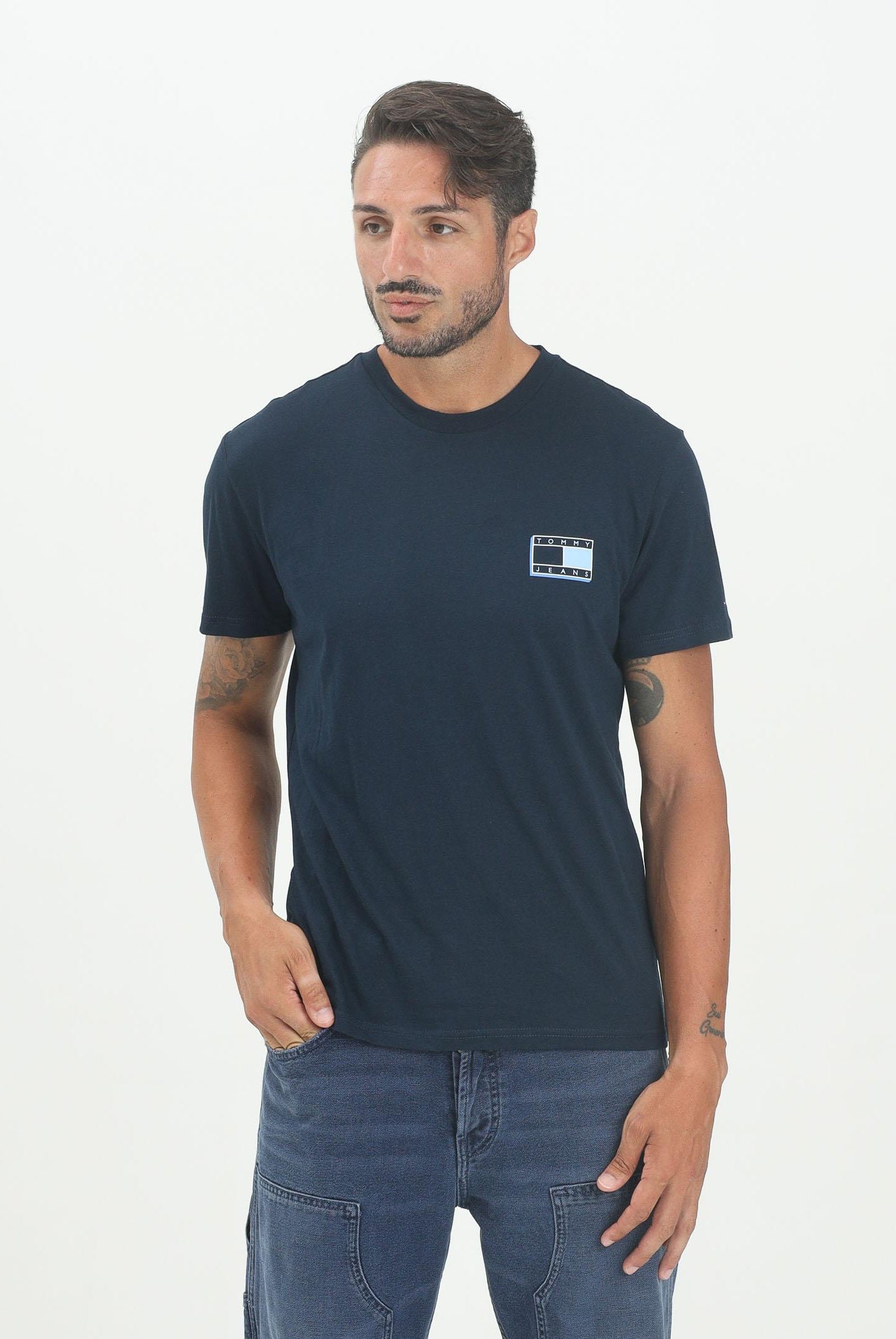 TOMMY JEANS T-shirt a manica corta blu da uomo con logo DM0DM21577C1G TOMMY JEANS