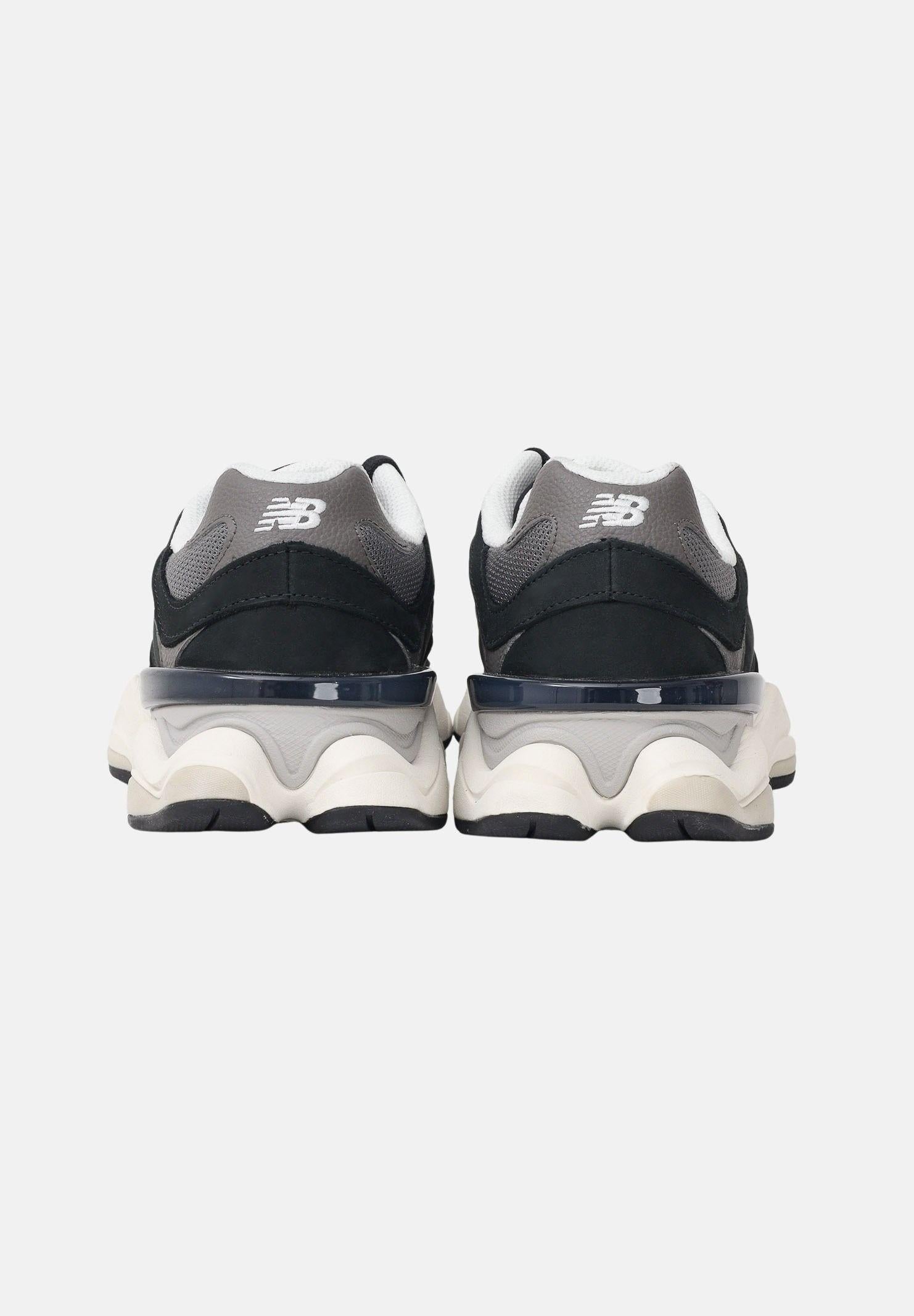 NEW BALANCE Sneakers 9060 nere per uomo e donna U9060510 . NEW BALANCE
