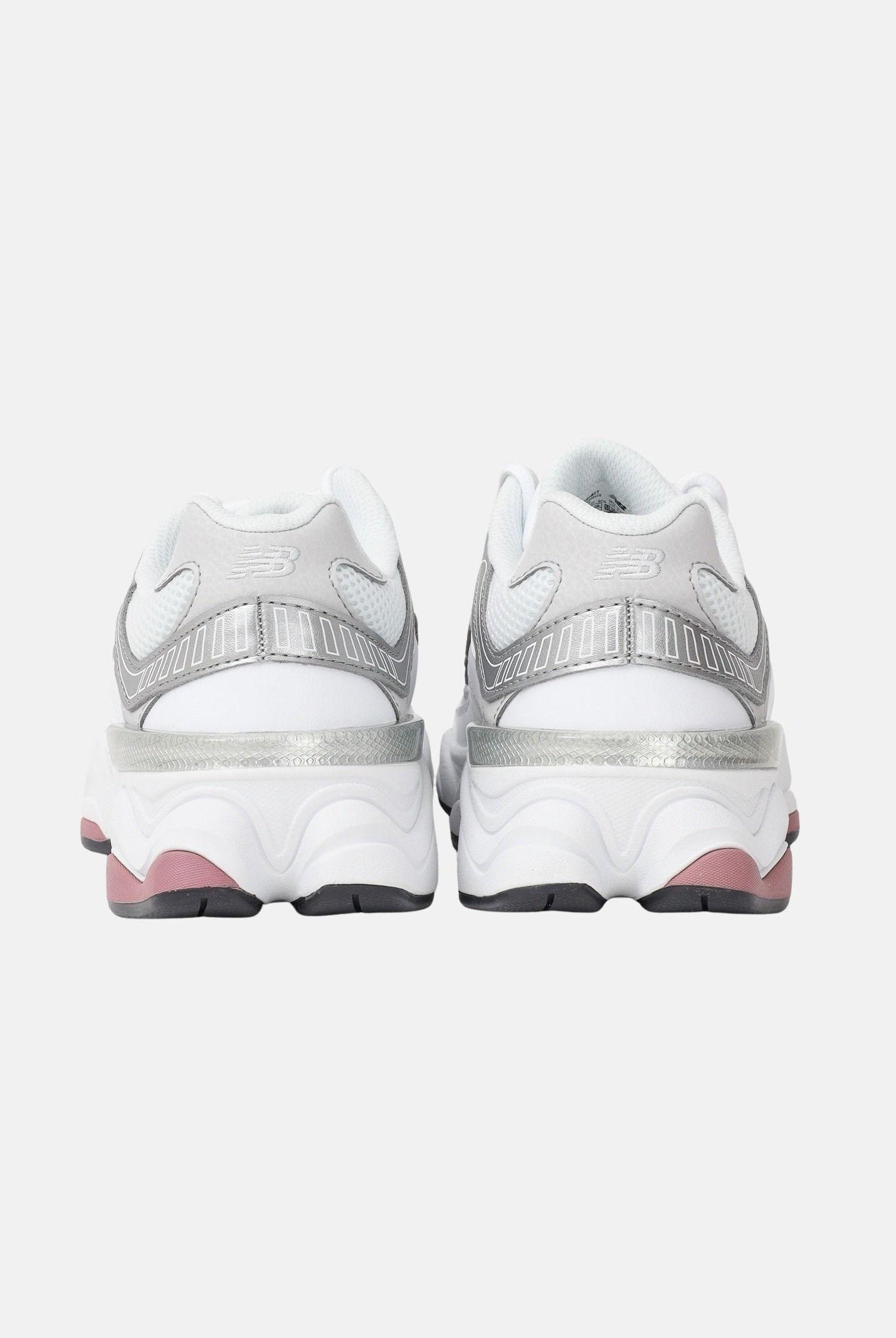 NEW BALANCE Sneakers 9060 bianche, rosa e argento da donna G906082T . NEW BALANCE