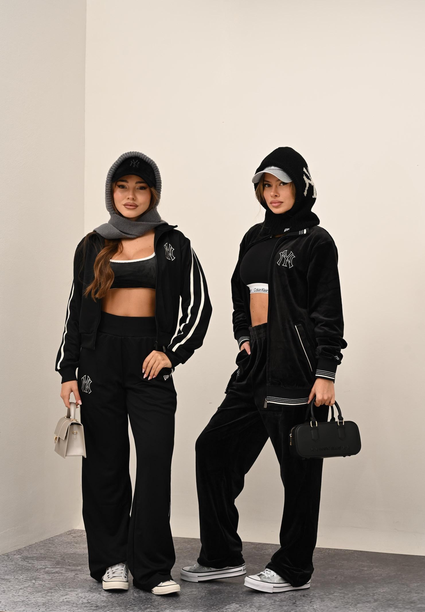 NEW ERA Felpa con zip New York Yankees MLB Velour nera per uomo e donna 60684343 . NEW ERA