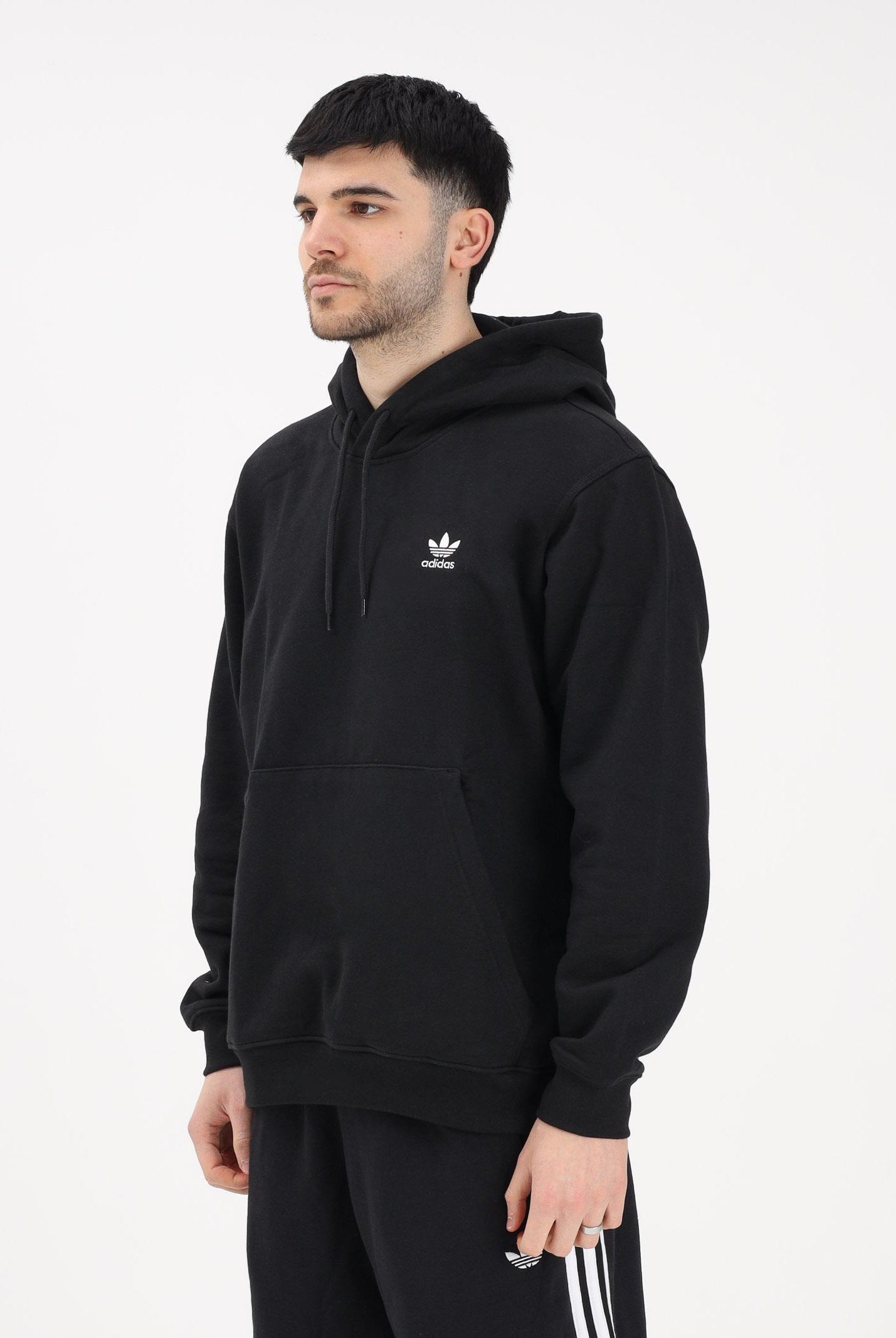 ADIDAS ORIGINALS Felpa con cappuccio Trefoil Essentials Loose nera da uomo JV6056 . ADIDAS ORIGINALS