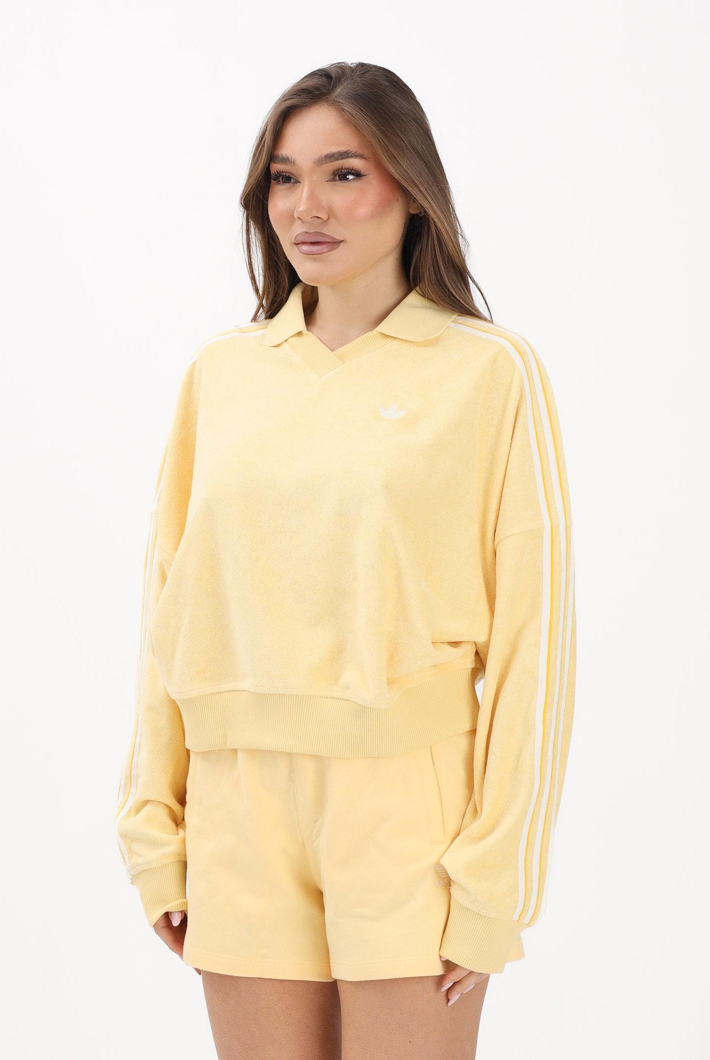 ADIDAS ORIGINALS Felpa stile polo in spugna gialla da donna KD1399 . ADIDAS ORIGINALS
