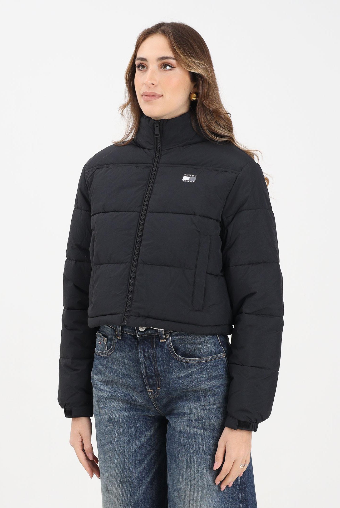 TOMMY JEANS Piumino nero da donna con logo DW0DW21620BDS . TOMMY JEANS