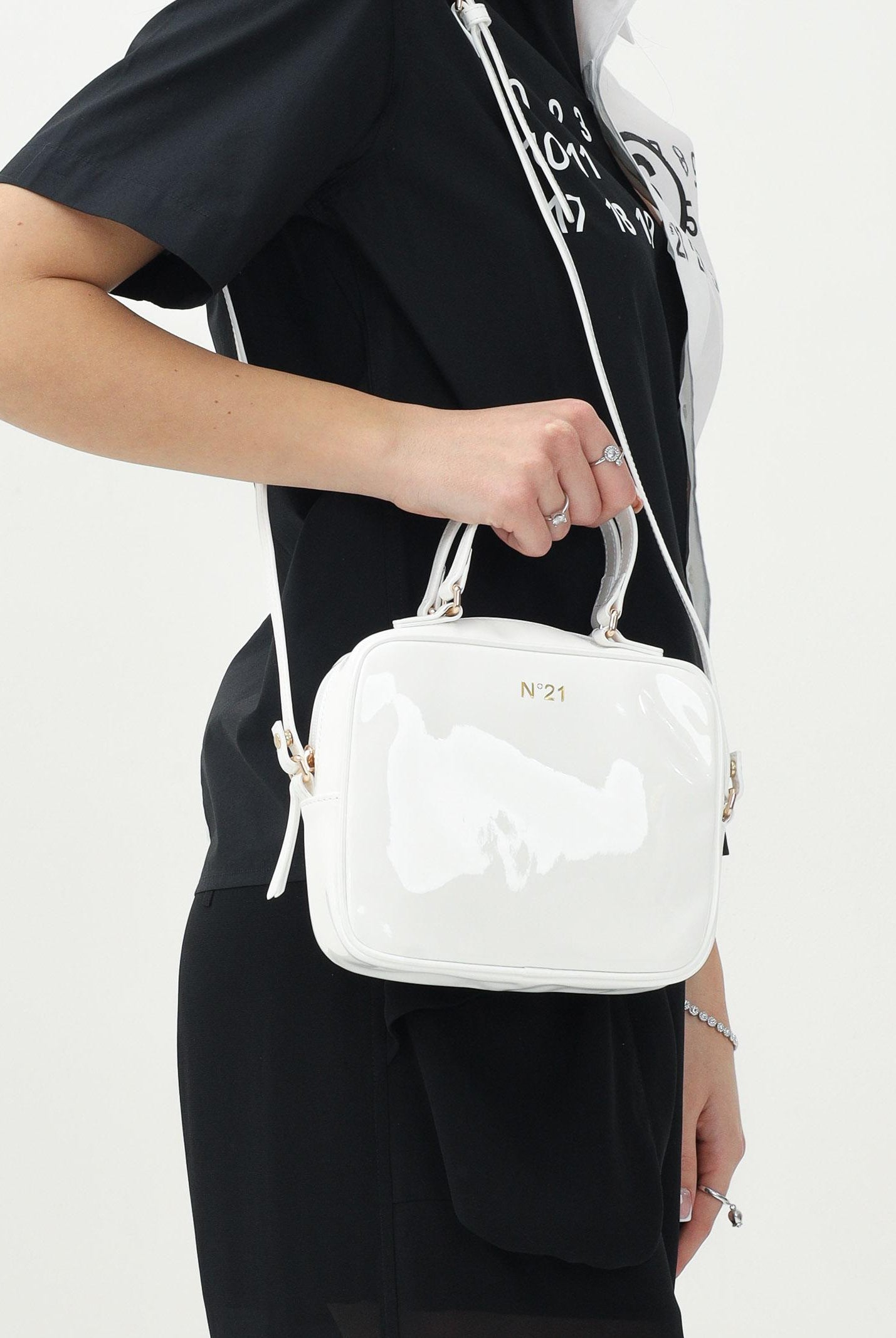 N21 Borsa a forma di cartella bianca da donna N2104PN0244 0N100 N21