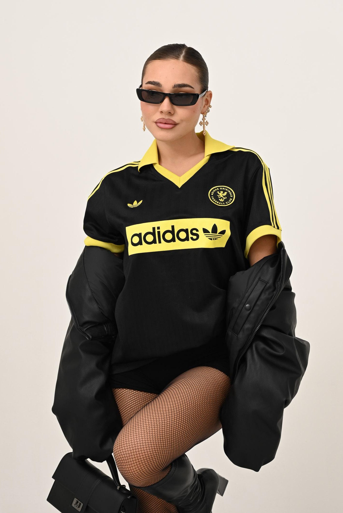 ADIDAS ORIGINALS Polo Graphic Football-Inspired Jersey nera da donna JW2562 . ADIDAS ORIGINALS