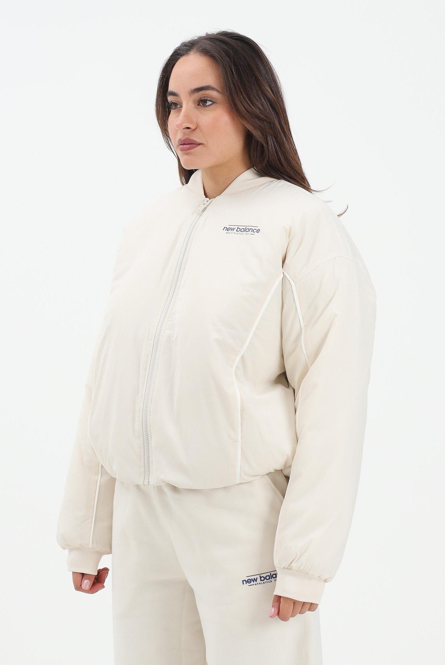 NEW BALANCE Bomber panna da donna con stampa logo WJ53500LIN . NEW BALANCE