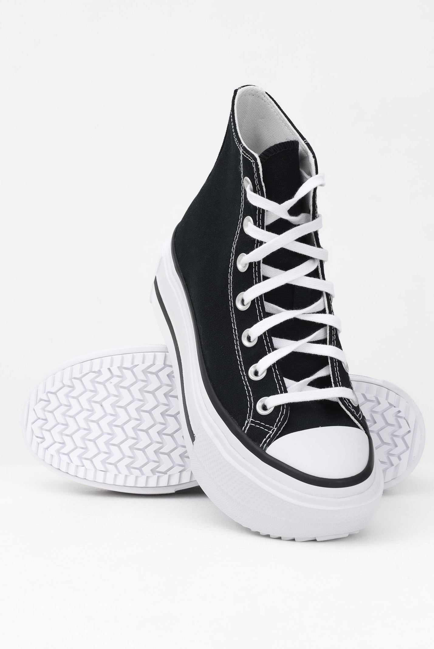 CONVERSE Sneakers Chuck Taylor All Star Lift Double Stack nere da donna A12975C . CONVERSE