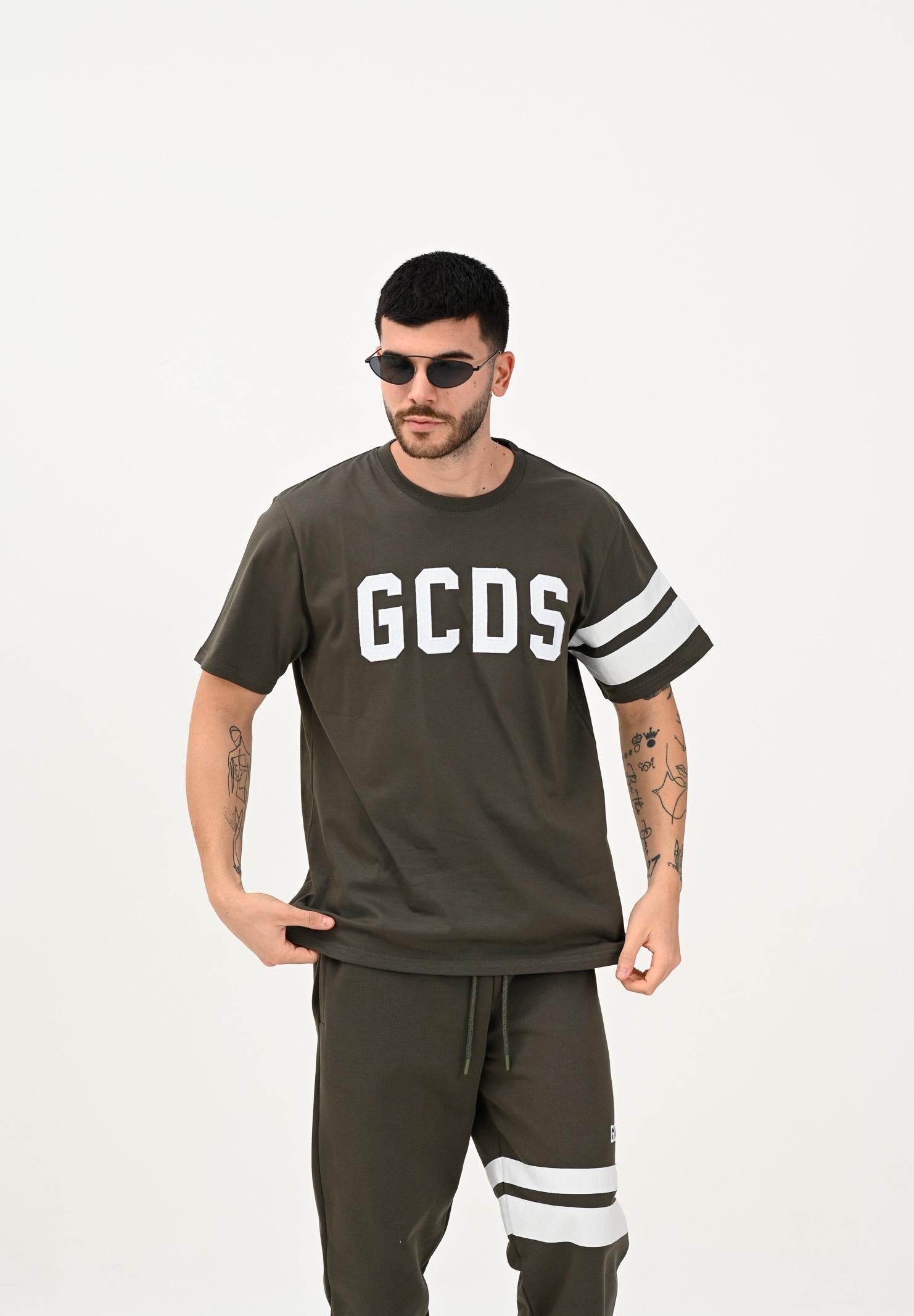GCDS T-shirt a manica corta verde militare per uomo e donna con logo GCDS B1XM2315JI9 88 GCDS