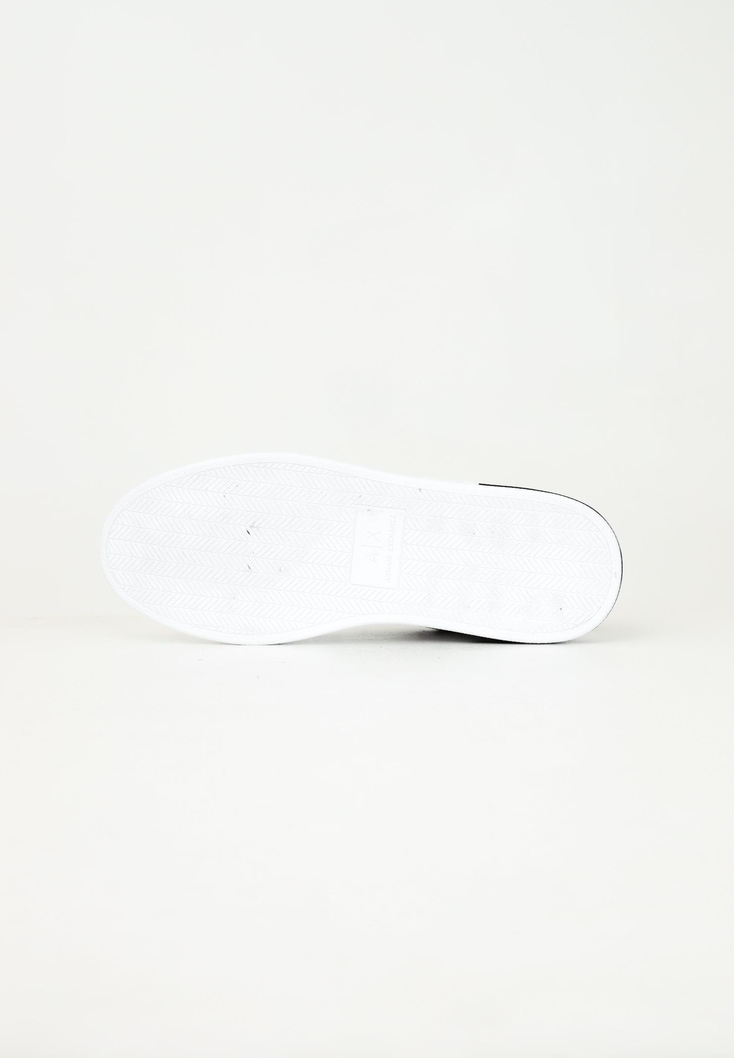 Sneakers bianche da uomo con logo all-over XM000140AF11916 M0028 ARMANI EXCHANGE