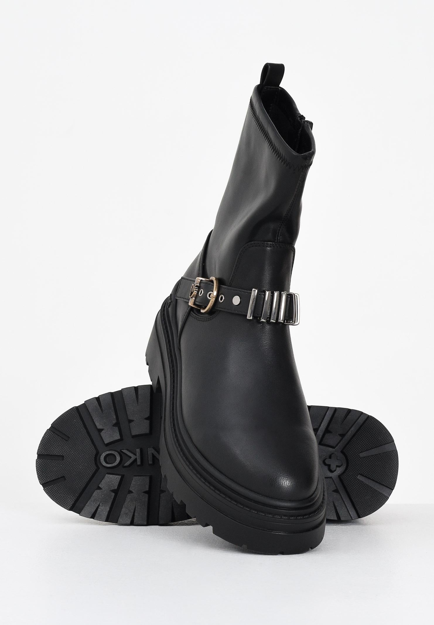 PINKO Stivali bassi neri da donna con cinturino decorativo SD0447P061Z99 . PINKO