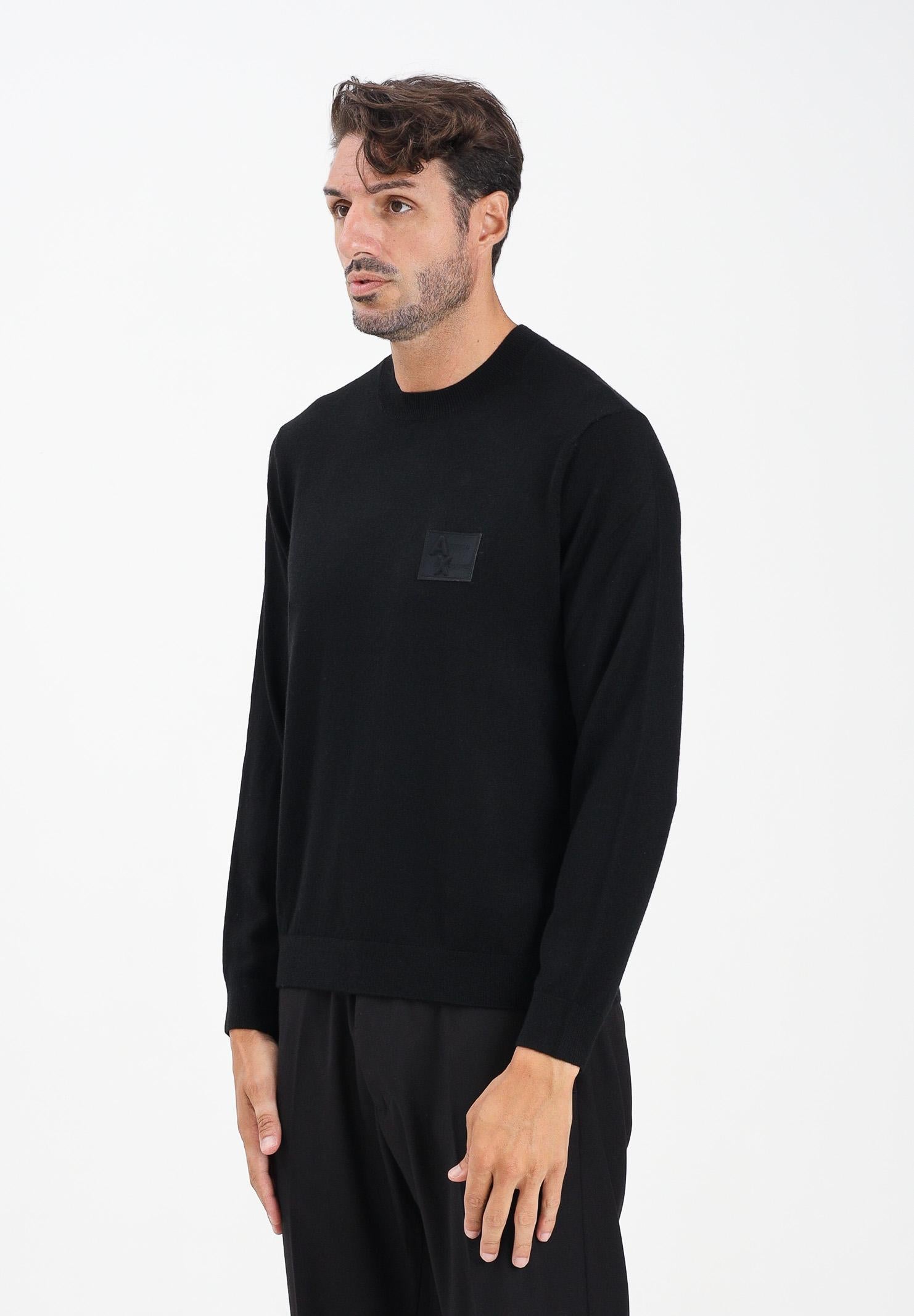 ARMANI EXCHANGE Maglioncino girocollo nero da uomo con patch logo XM001329AF11982 UC001 ARMANI EXCHANGE