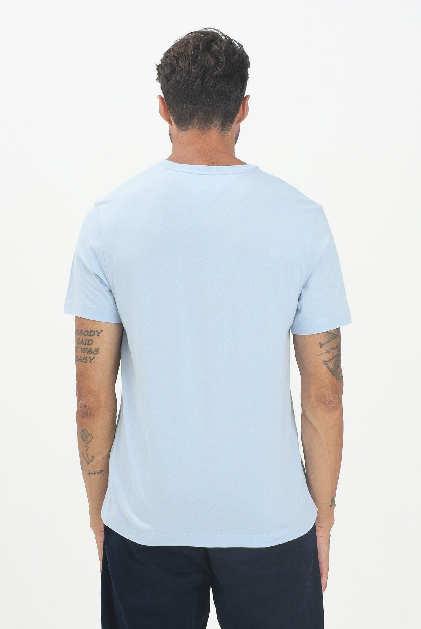 TOMMY HILFIGER T-shirt a manica corta celeste da uomo con logo MW0MW39995C1O . TOMMY HILFIGER