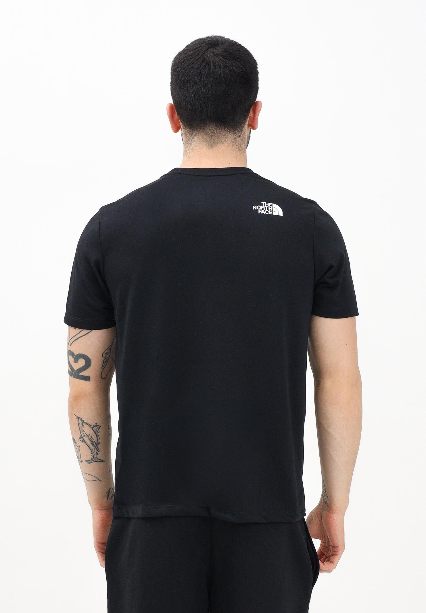 THE NORTH FACE T-shirt a manica corta Foundation Mountain Coordinates nera da uomo NF0A8BQXJK31 THE NORTH FACE