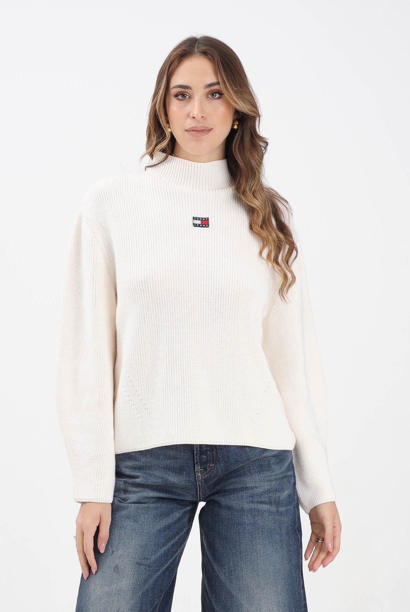 TOMMY JEANS Maglioncino a collo alto panna da donna con logo DW0DW21676YBH TOMMY JEANS