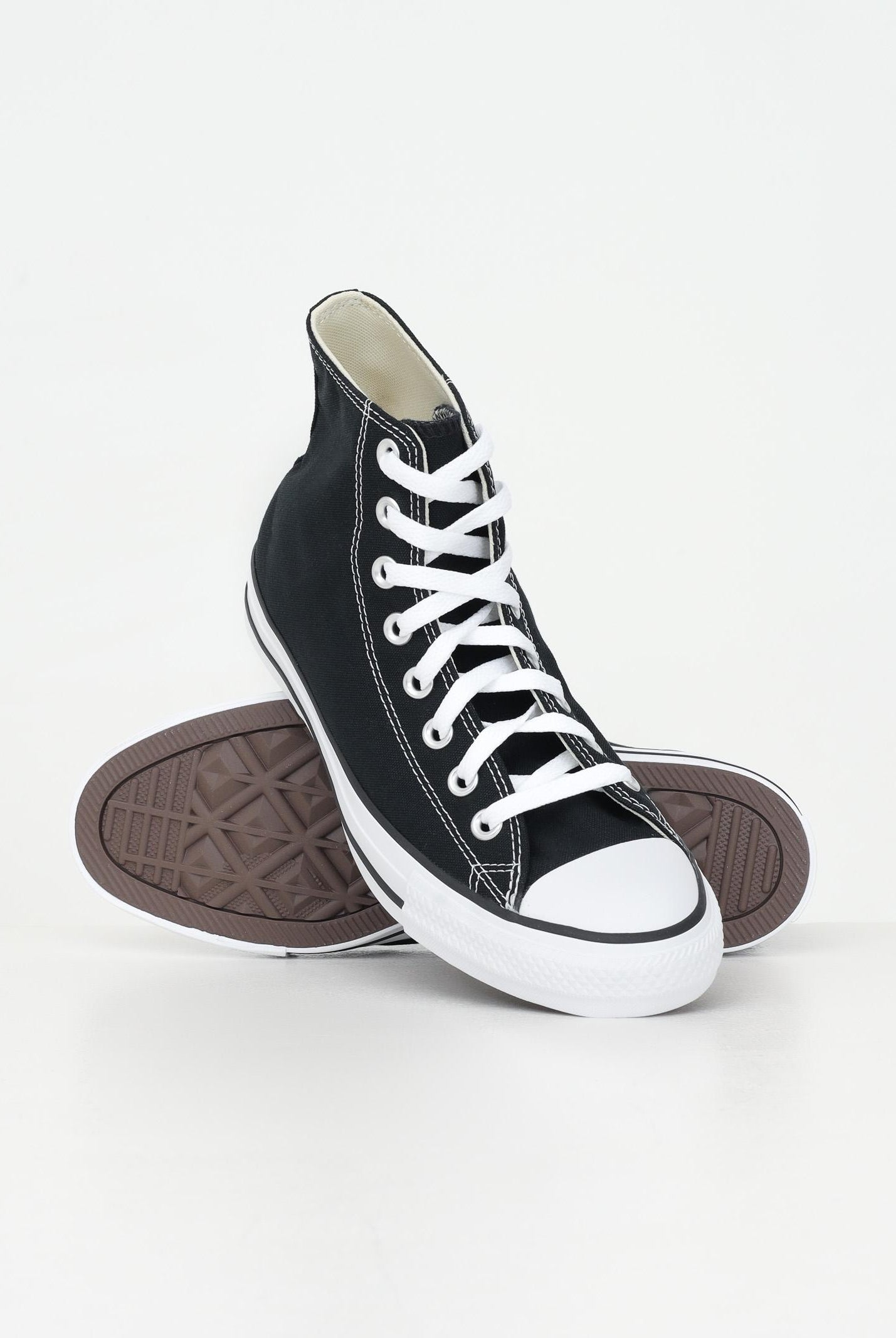 Sneakers CHUCK TAYLOR ALL STAR CLASSIC nere per uomo e donna M9160C . CONVERSE