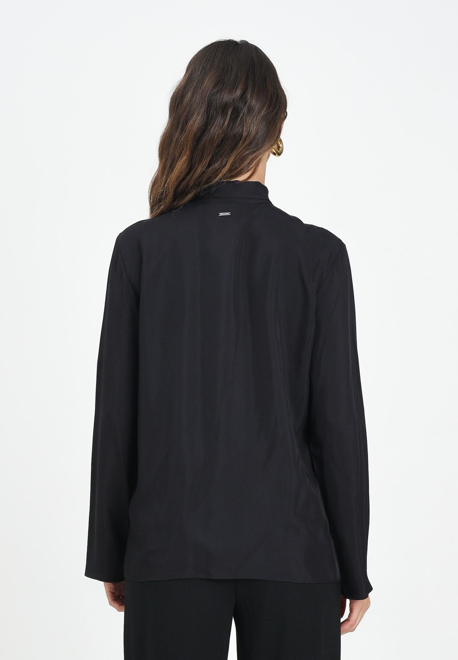 ARMANI EXCHANGE Blusa nera da donna con cravattino XW000732AF16122 UC001 ARMANI EXCHANGE