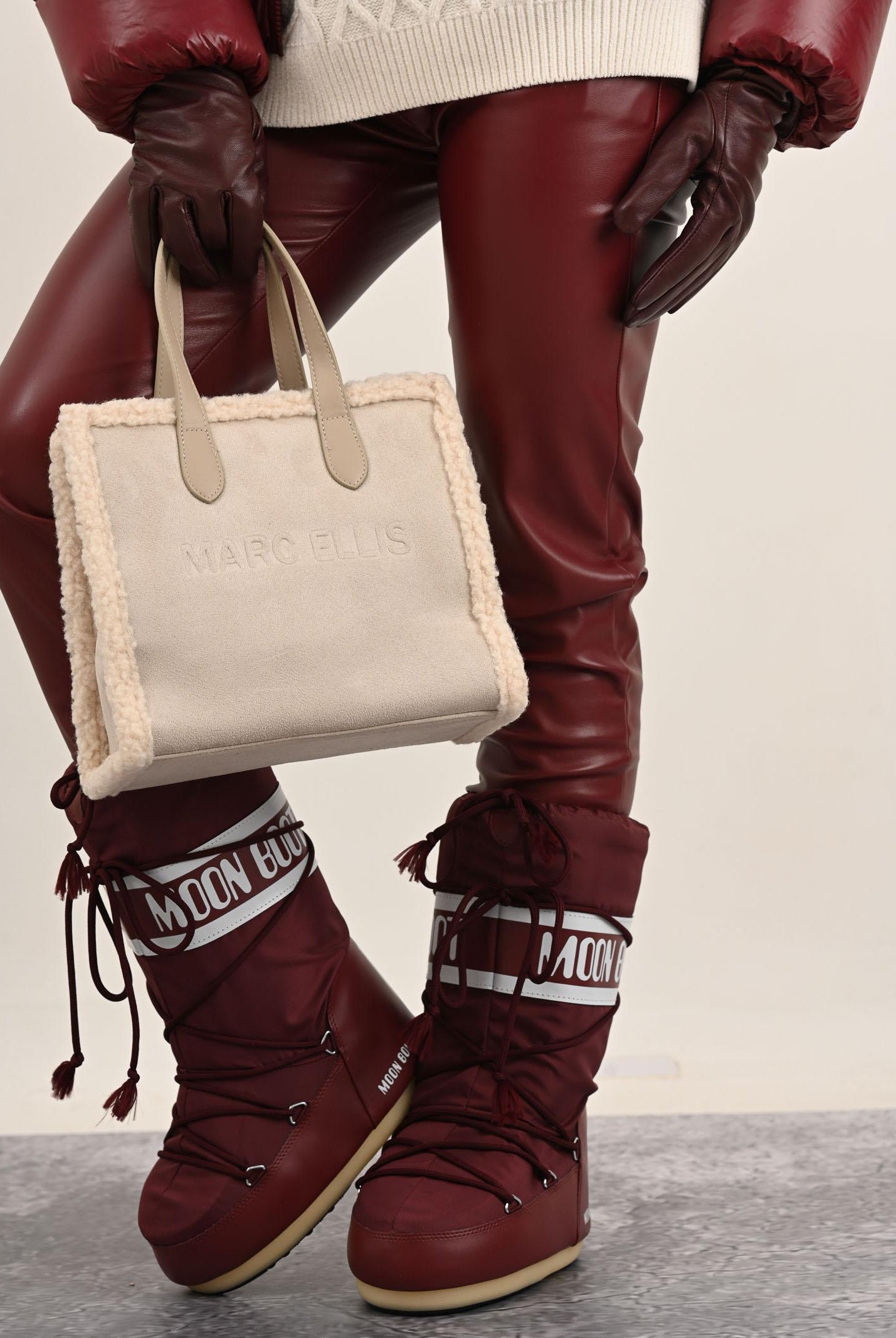 MARC ELLIS Borsa a mano Buby Suede M in morbido suede beige da donna BUBY-SUEDE-M TA MARC ELLIS