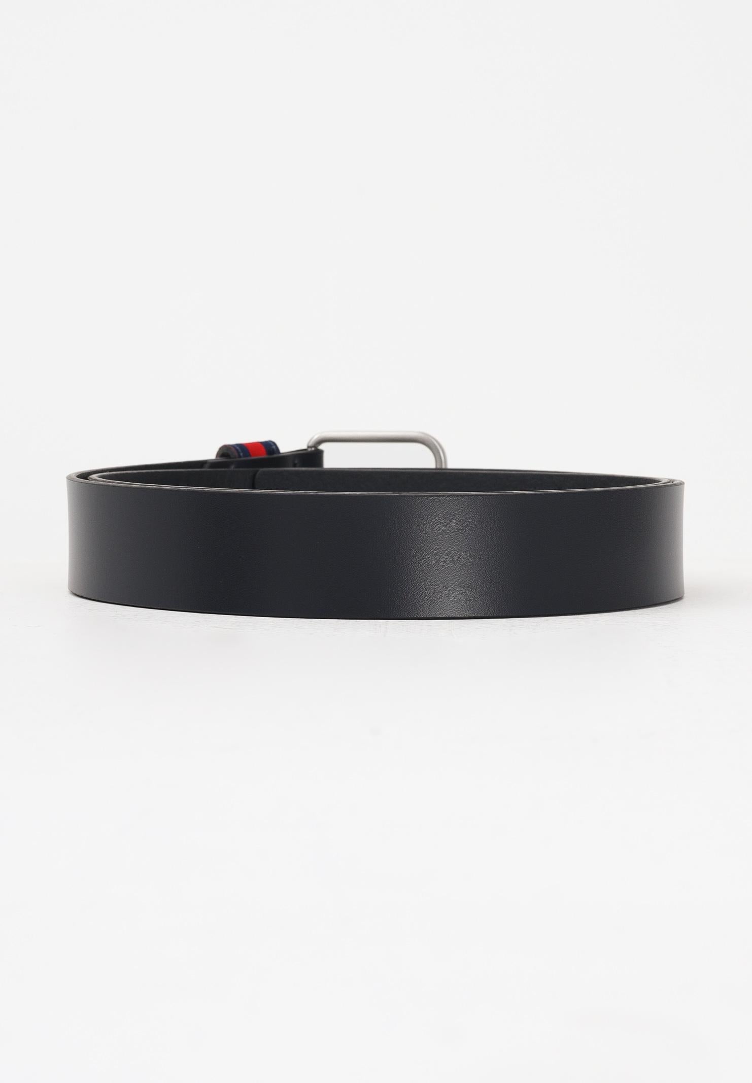 AM0AM13688 C1G TOMMY JEANS