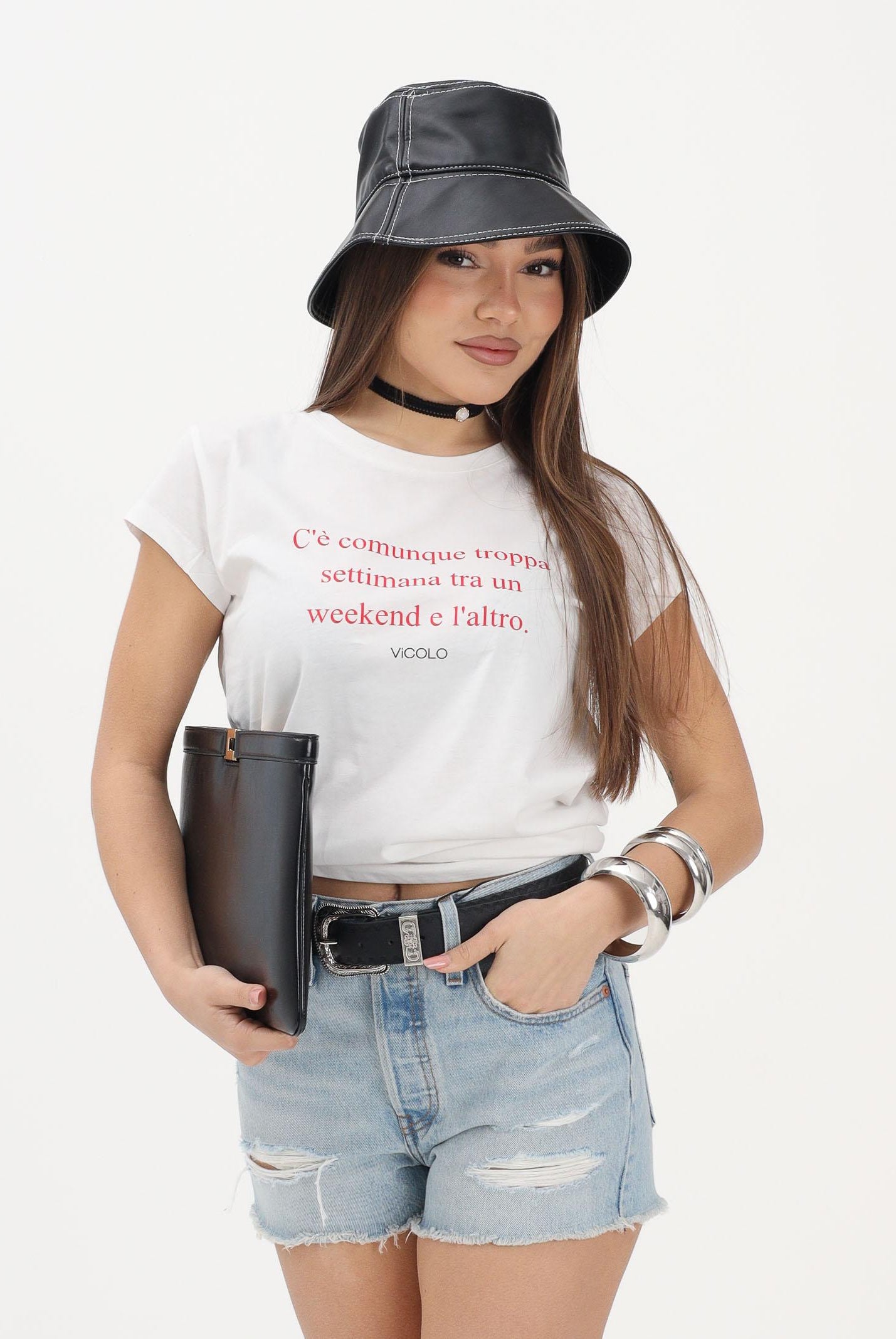 VICOLO T-shirt a manica corta bianca da donna con stampa "C'è comunque troppa settimana tra un weekend e l'altro" RAB0732 02 VICOLO