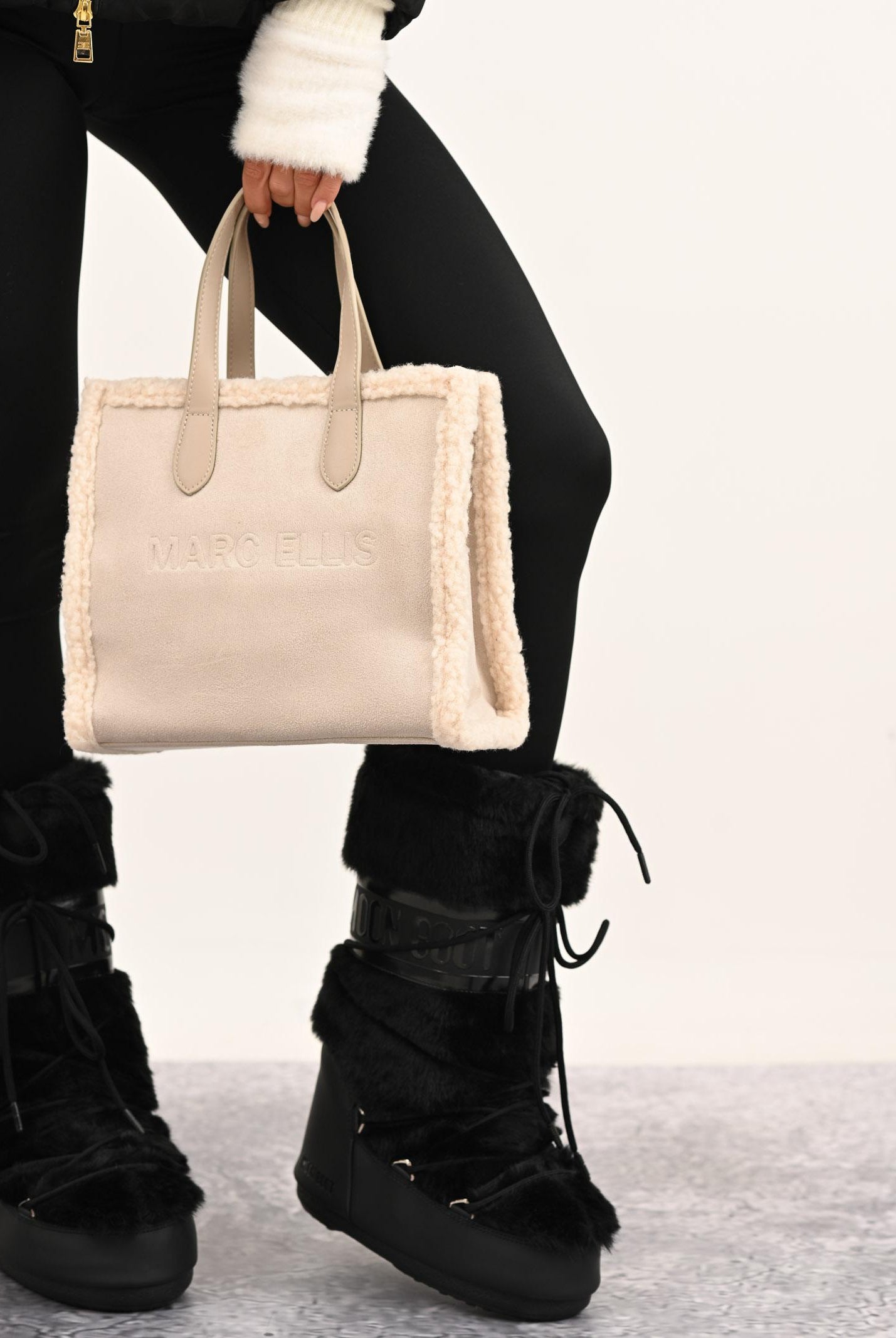 MARC ELLIS Borsa a mano Buby Suede M in morbido suede beige da donna BUBY-SUEDE-M TA MARC ELLIS