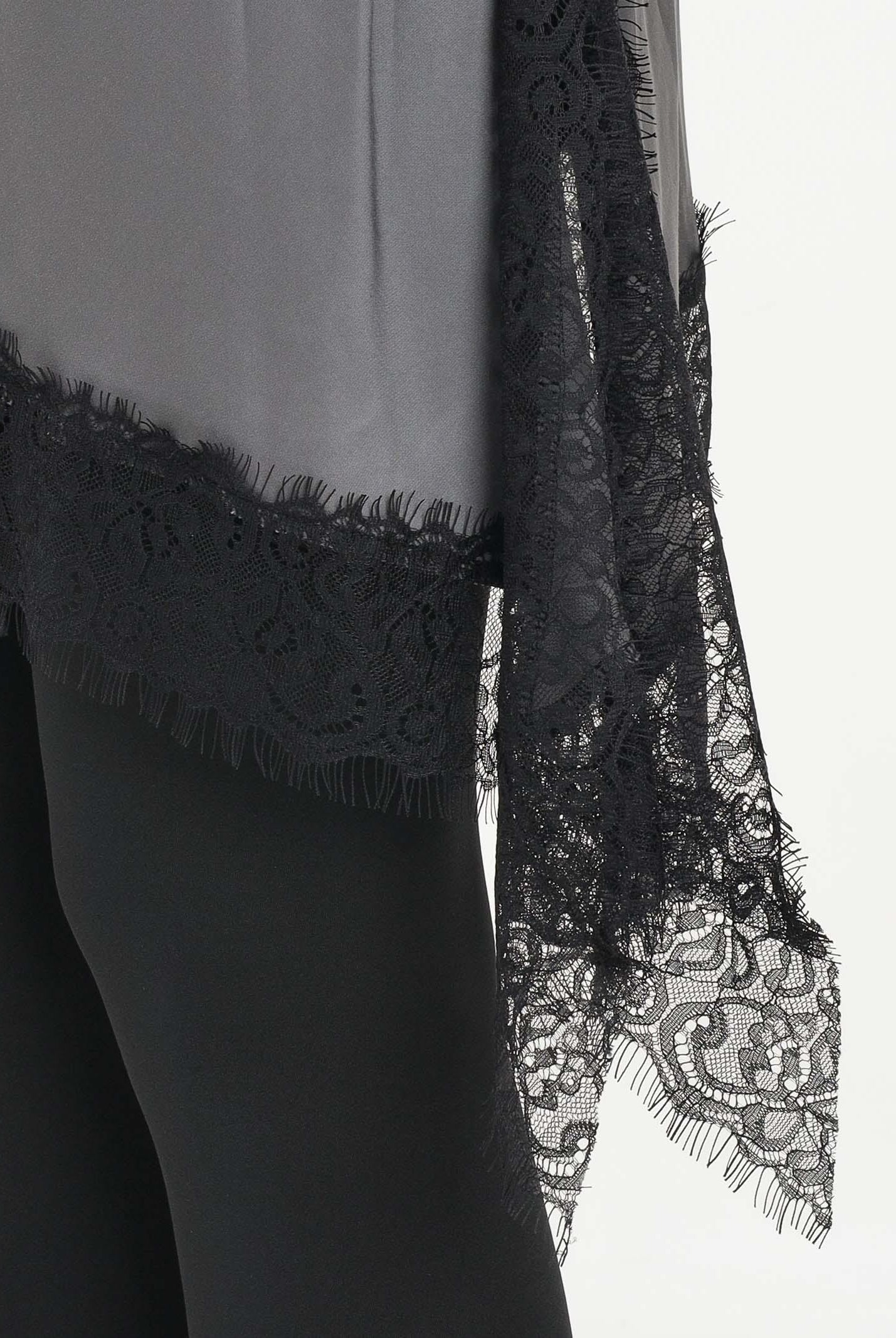 VICOLO Abito corto grigio da donna con inserti in pizzo nero TF0255 GR VICOLO