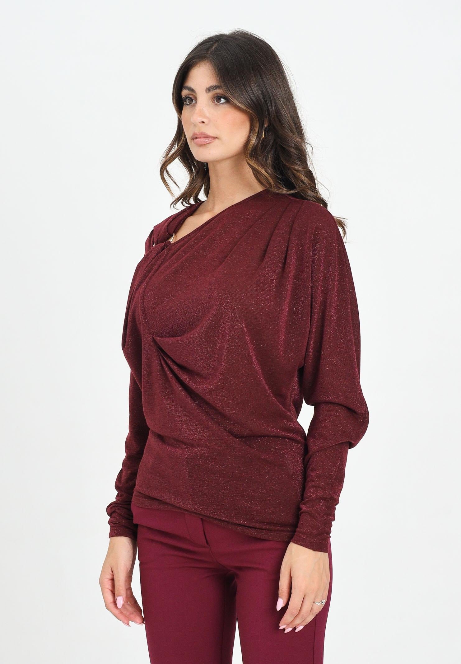 SIMONA CORSELLINI Maglia a manica lunga in tessuto lurex bordeaux da donna con anello metallico A25CPMG00701-C00137 V0741 SIMONA CORSELLINI