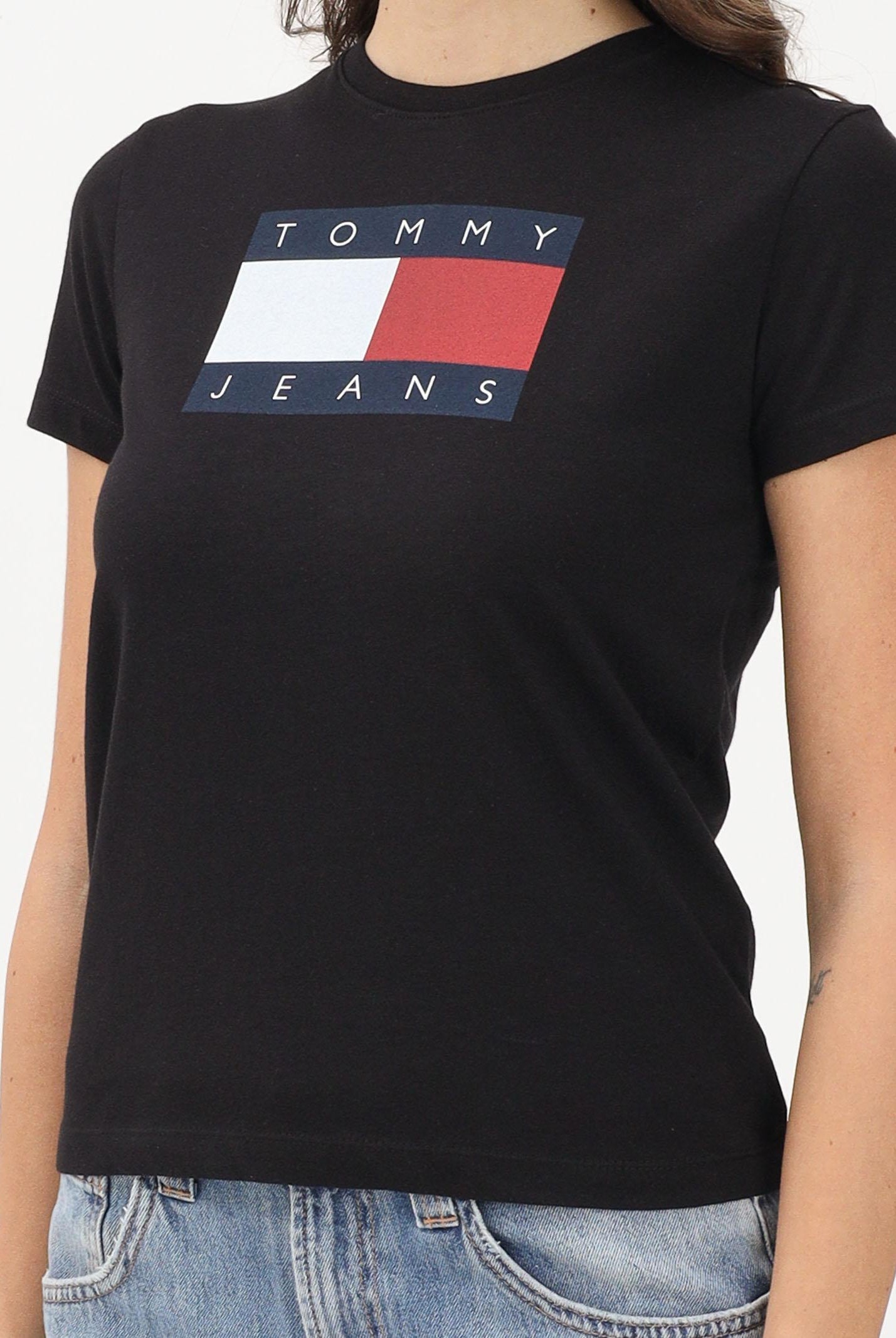 TOMMY JEANS T-shirt a manica corta nera da donna con logo DW0DW22562 BDS TOMMY JEANS