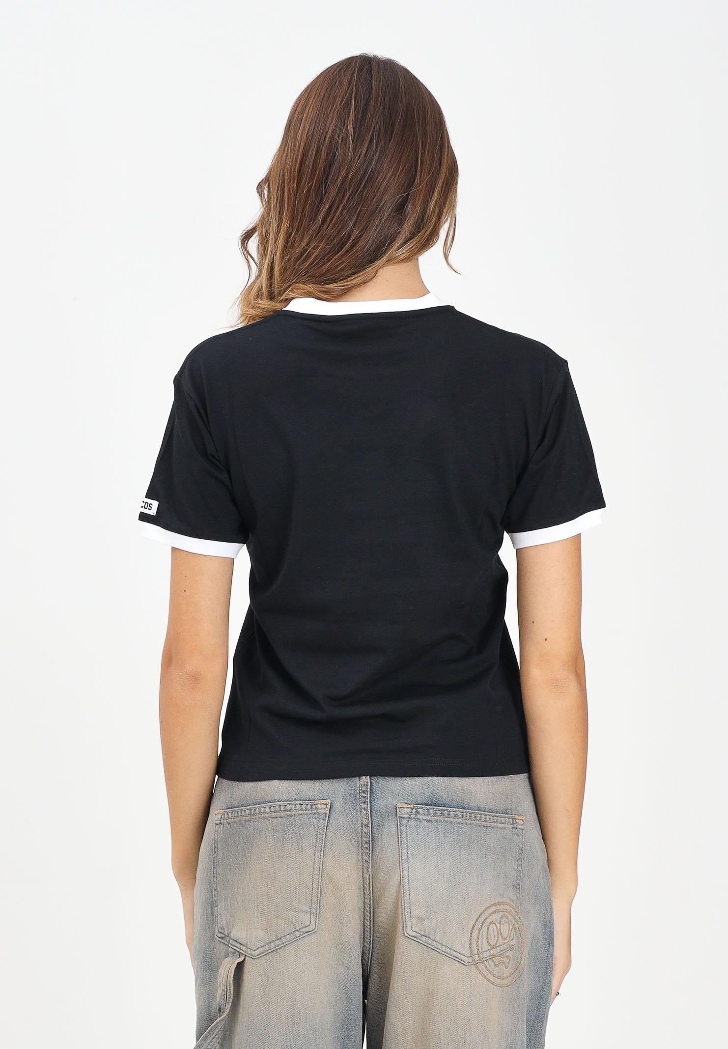 GCDS T-shirt a manica corta nera per uomo e donna con stampa Ti Amo GCDS A2OM2308JG4 99 GCDS