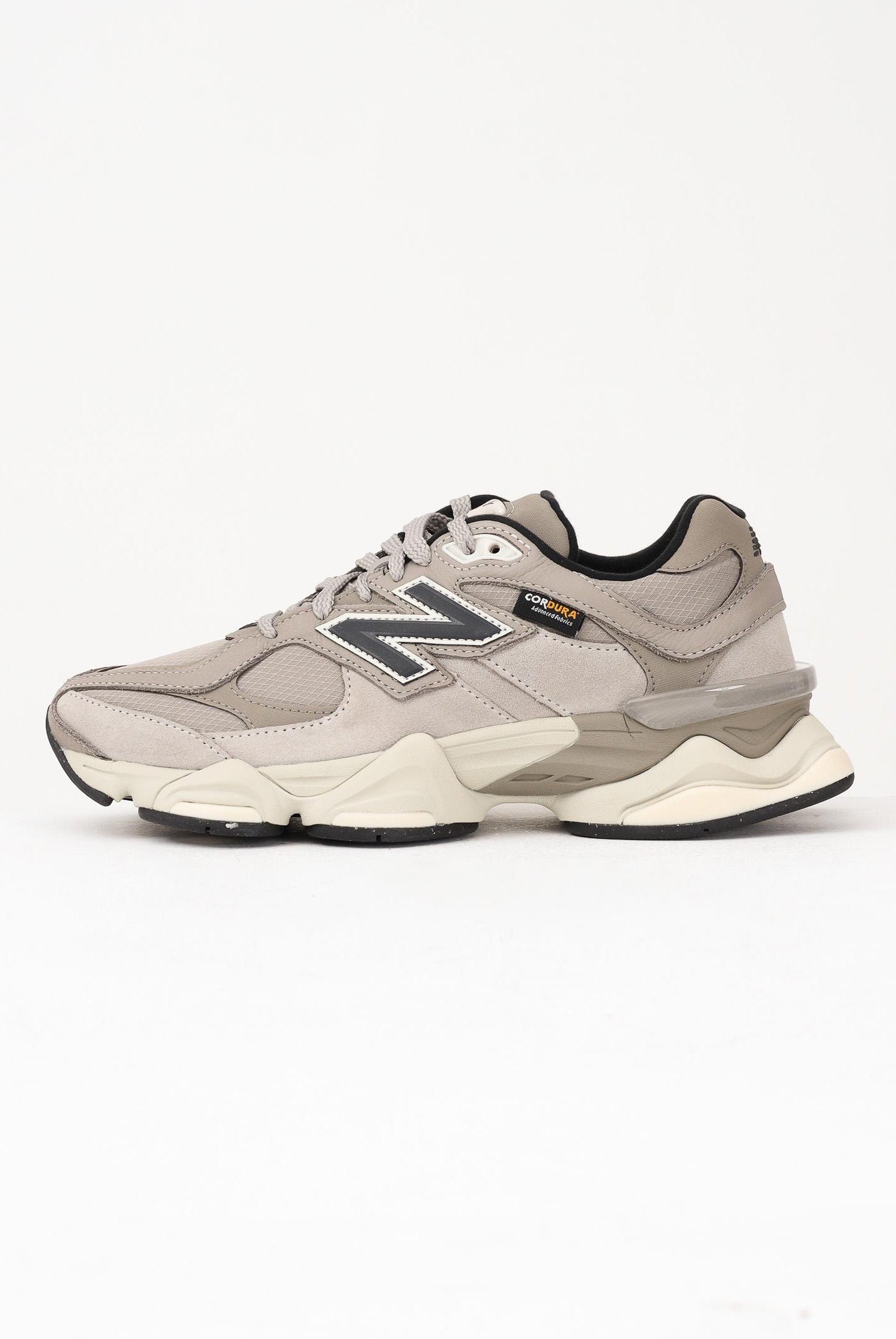 NEW BALANCE Sneakers 9060 beige per uomo e donna U9060ORD NEW BALANCE