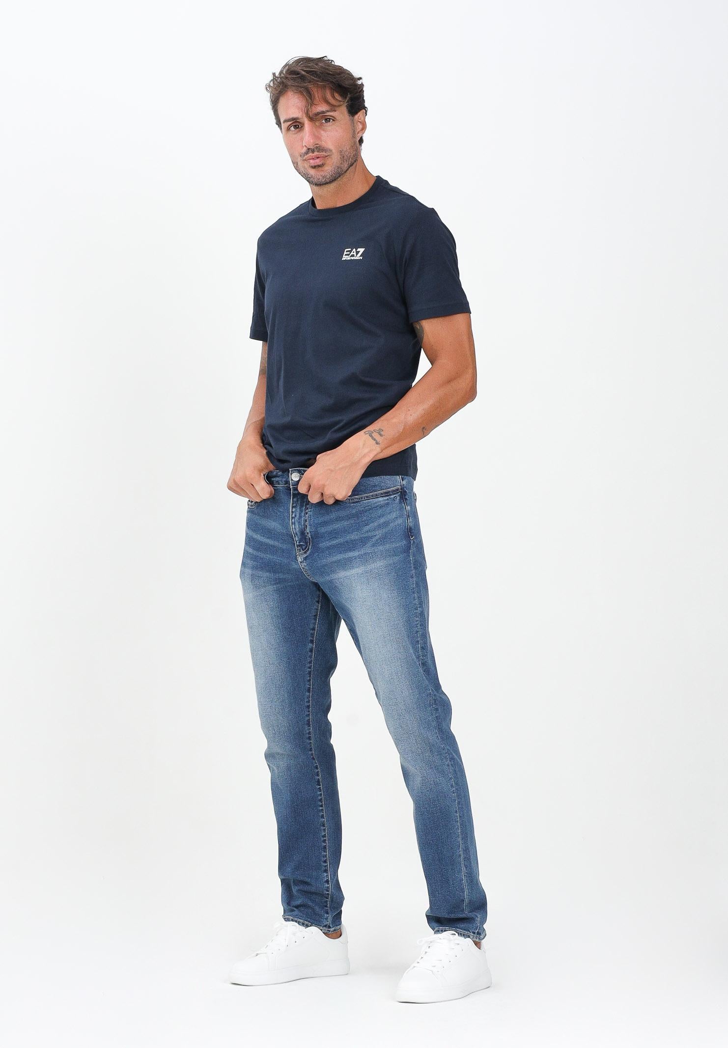 ARMANI EXCHANGE Jeans in denim blu da uomo con leggere sfumature più chiare XM000070AF14266 MB001 ARMANI EXCHANGE