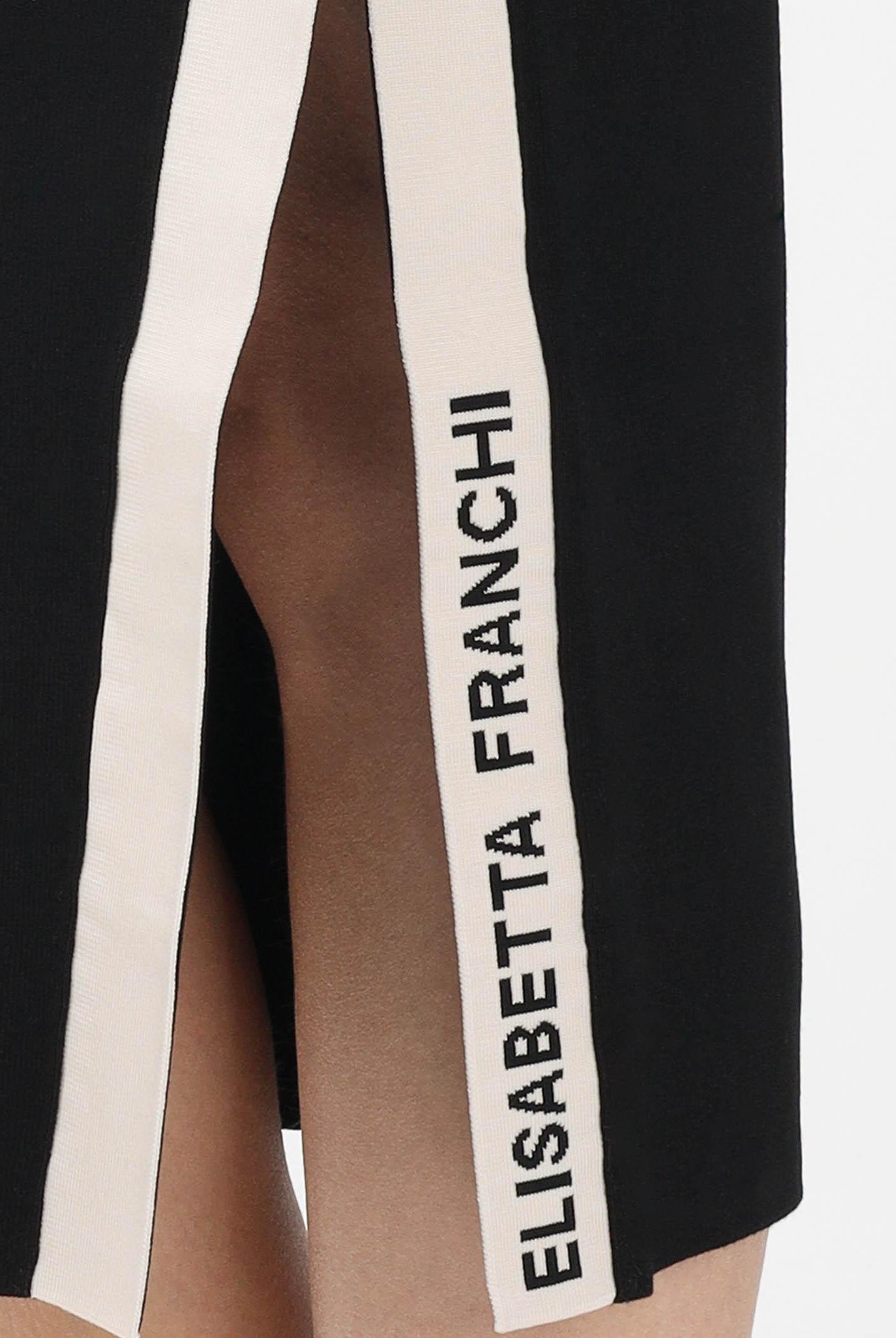 ELISABETTA FRANCHI Abito midi in maglia nero da donna con bande a contrasto AM03S61E2 685 ELISABETTA FRANCHI