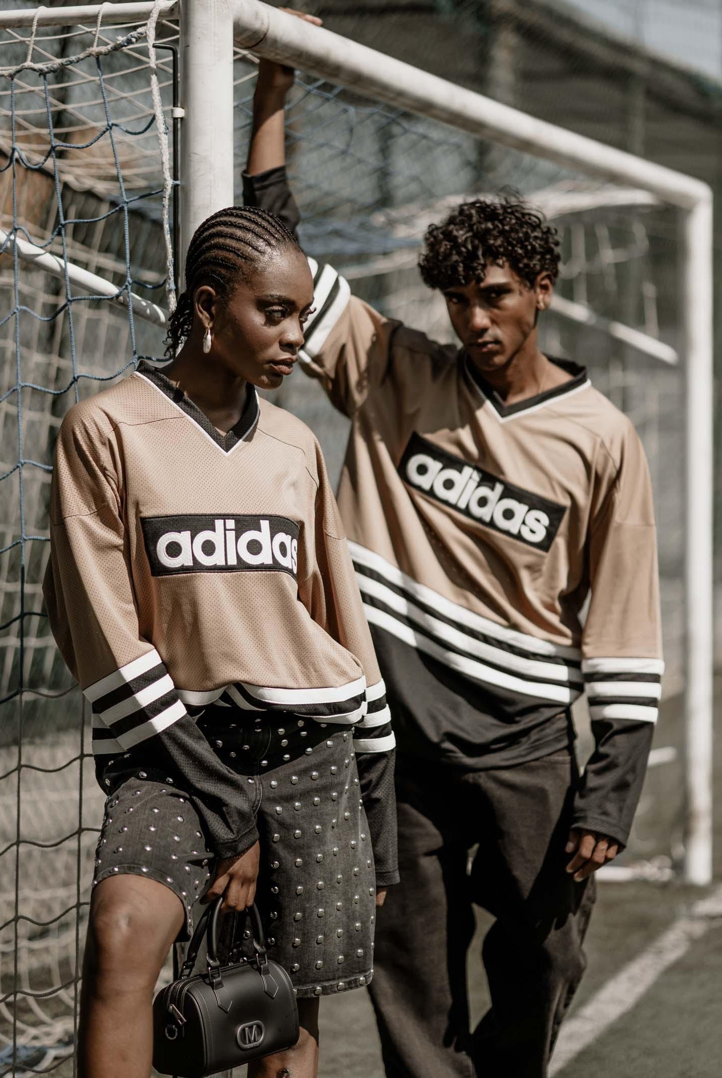 ADIDAS ORIGINALS T-shirt a manica lunga 90s Adidas Hockey Jersey Vintage beige e nera da uomo JY0251 ADIDAS ORIGINALS