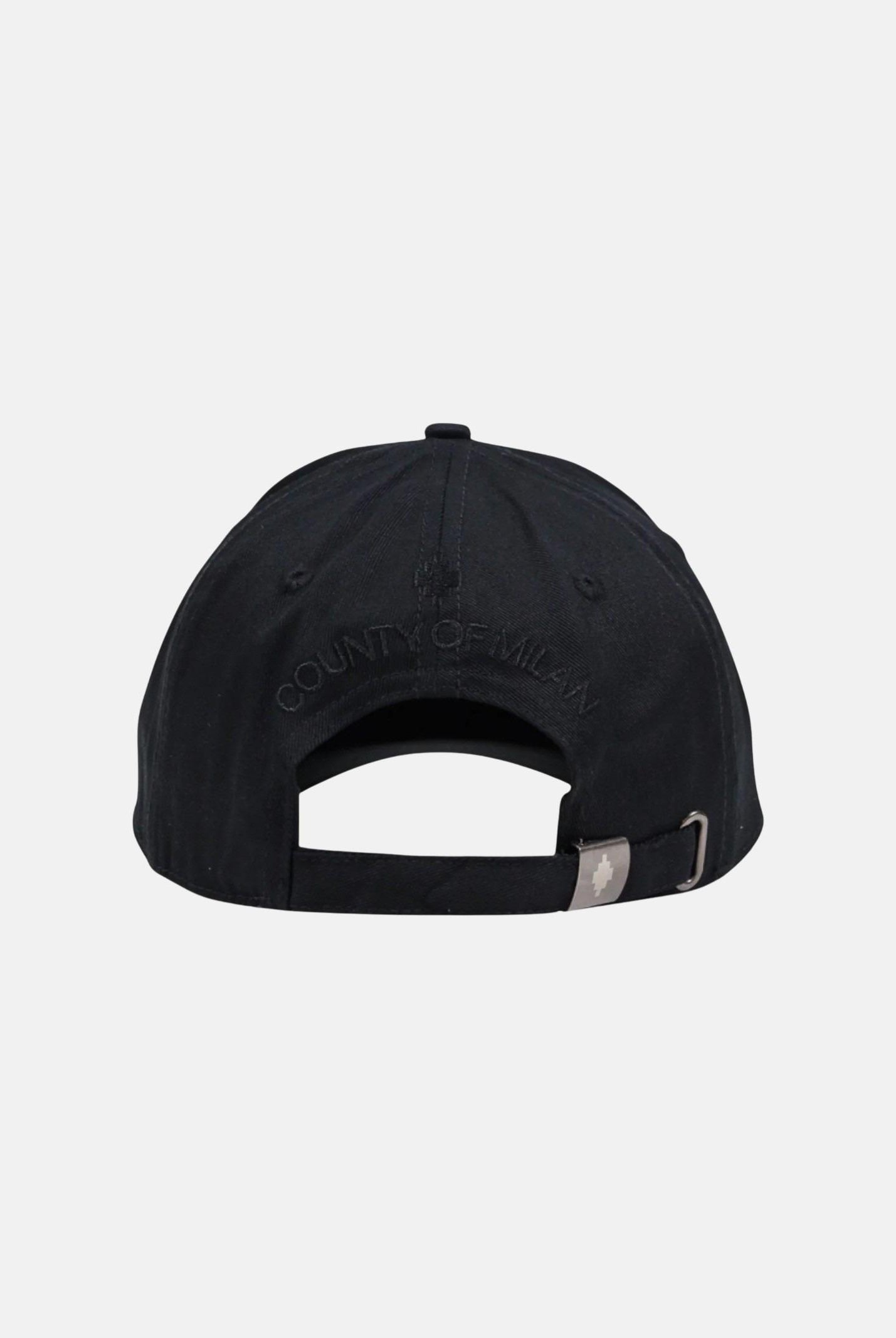 MARCELO BURLON COUNTY OF MILAN Cappello nero per uomo e donna con logo COMAF250182 . MARCELO BURLON COUNTY OF MILAN