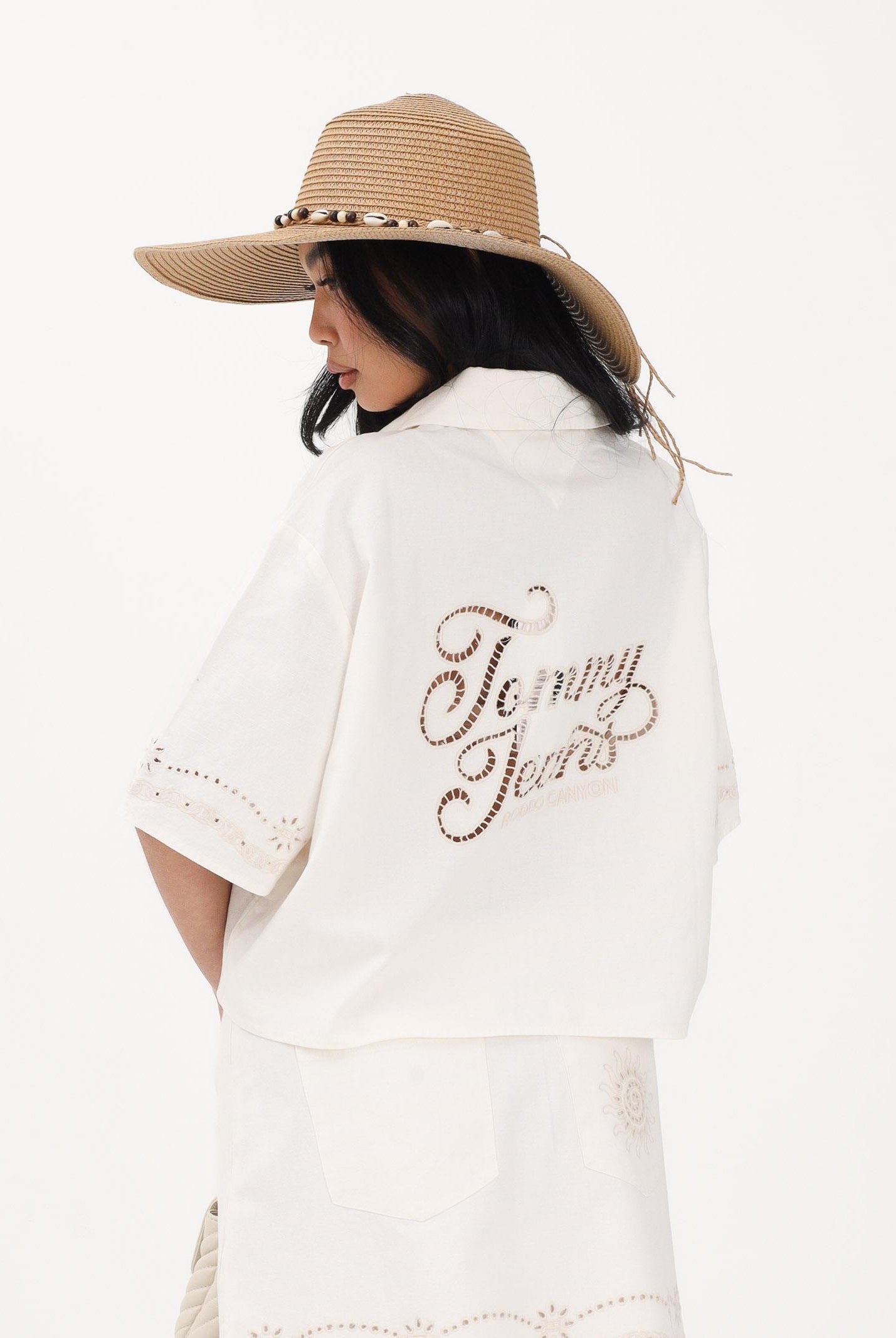 TOMMY JEANS Camicia a manica corta panna da donna con ricamo logo DW0DW22214 YBH TOMMY JEANS