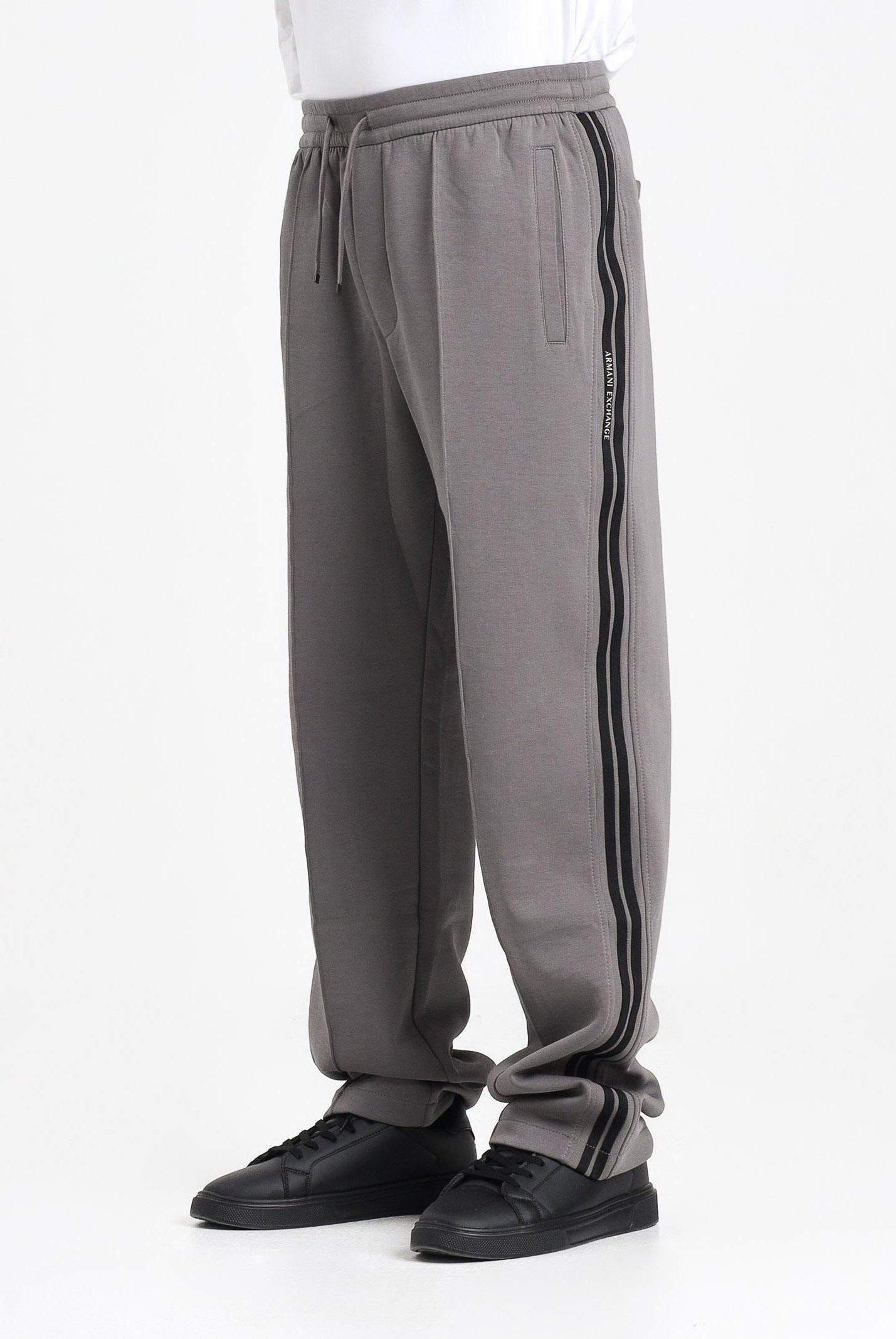 ARMANI EXCHANGE Pantalone sportivo grigio da uomo con banda logata laterale XM001362AF10818 U8092 ARMANI EXCHANGE