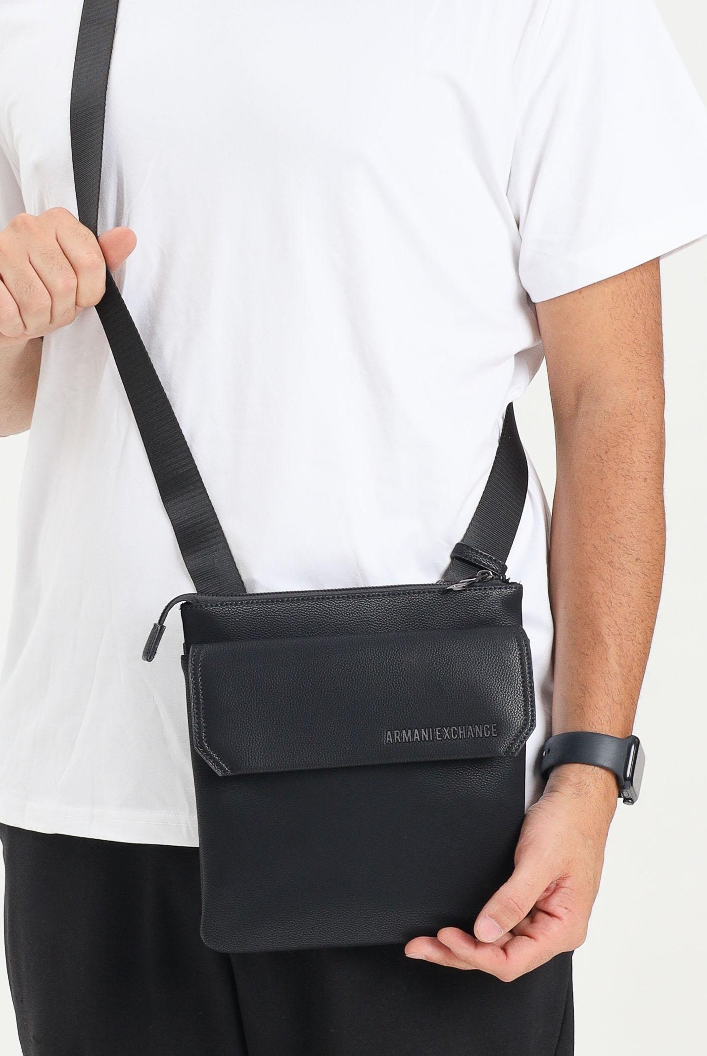 ARMANI EXCHANGE Borsello blu da uomo con logo XM001598AF17090 UB101 ARMANI EXCHANGE