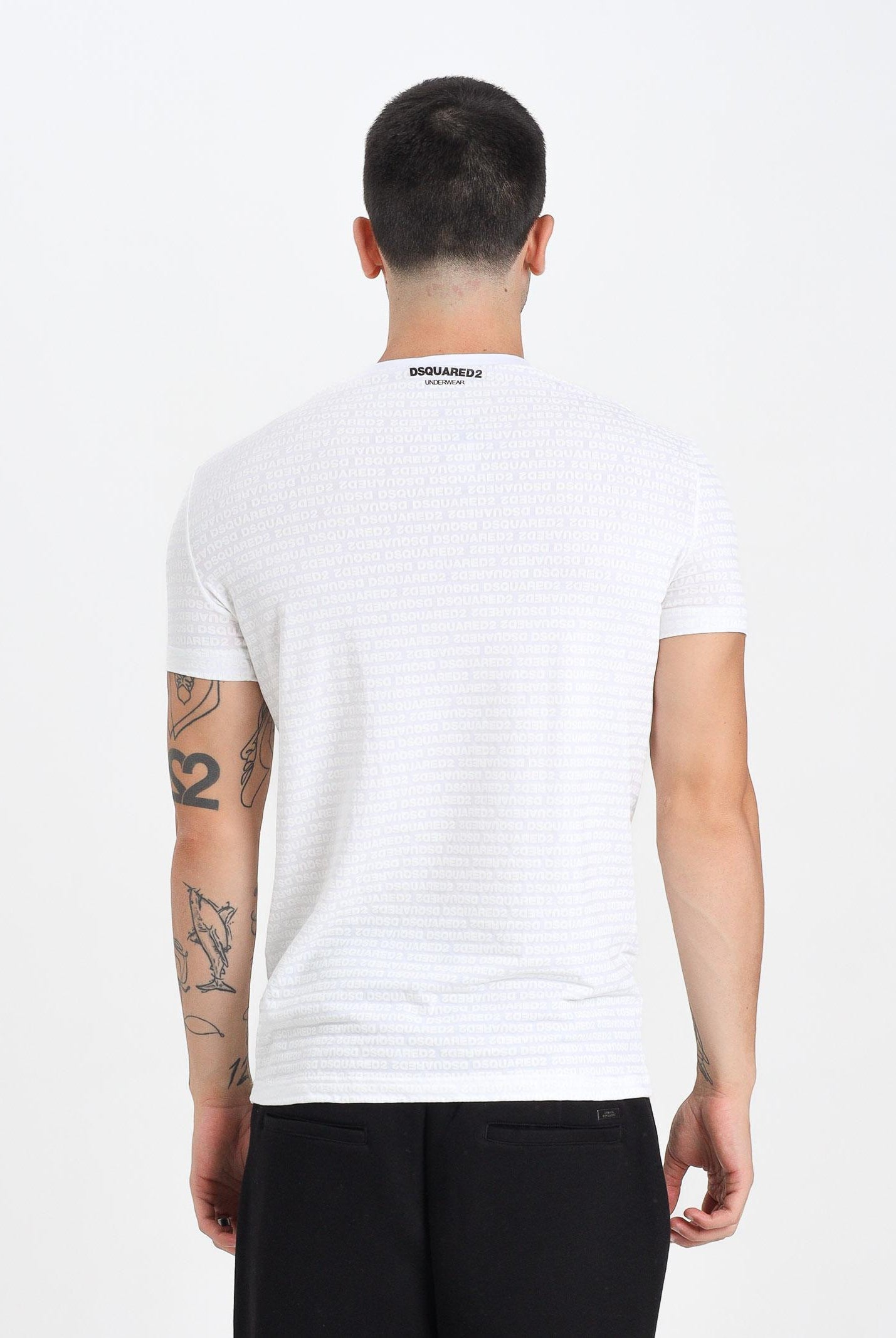 DSQUARED2 T-shirt a manica corta bianca da uomo con logo all-over D9H136050T 100 DSQUARED2