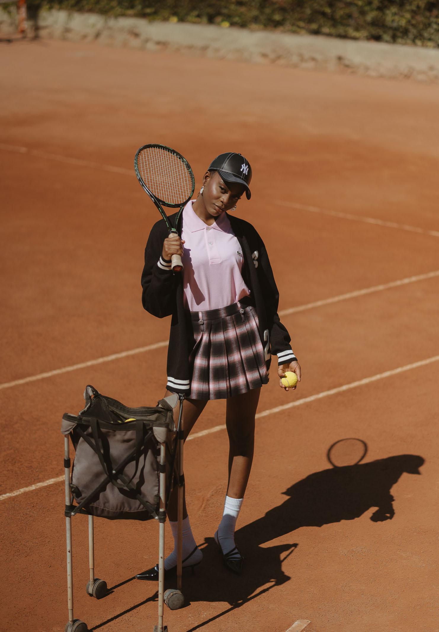 N21 Gonna corta a pieghe per donna e bambina realizzata in flanella con fantasia a quadri rosa e nera N2106CN0436 0N319 N21