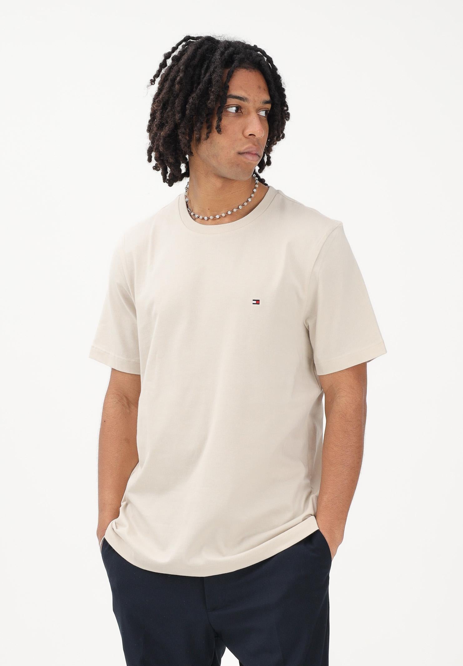 TOMMY HILFIGER T-shirt a manica corta beige da uomo con logo MW0MW39995 ACG TOMMY HILFIGER