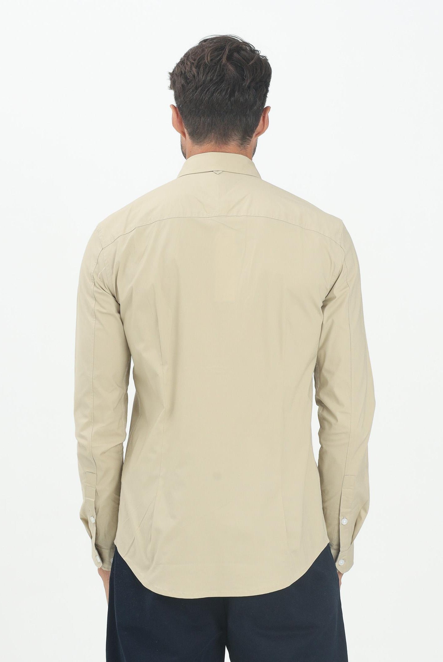 TOMMY JEANS Camicia a manica lunga beige da uomo DM0DM04405RBV . TOMMY JEANS